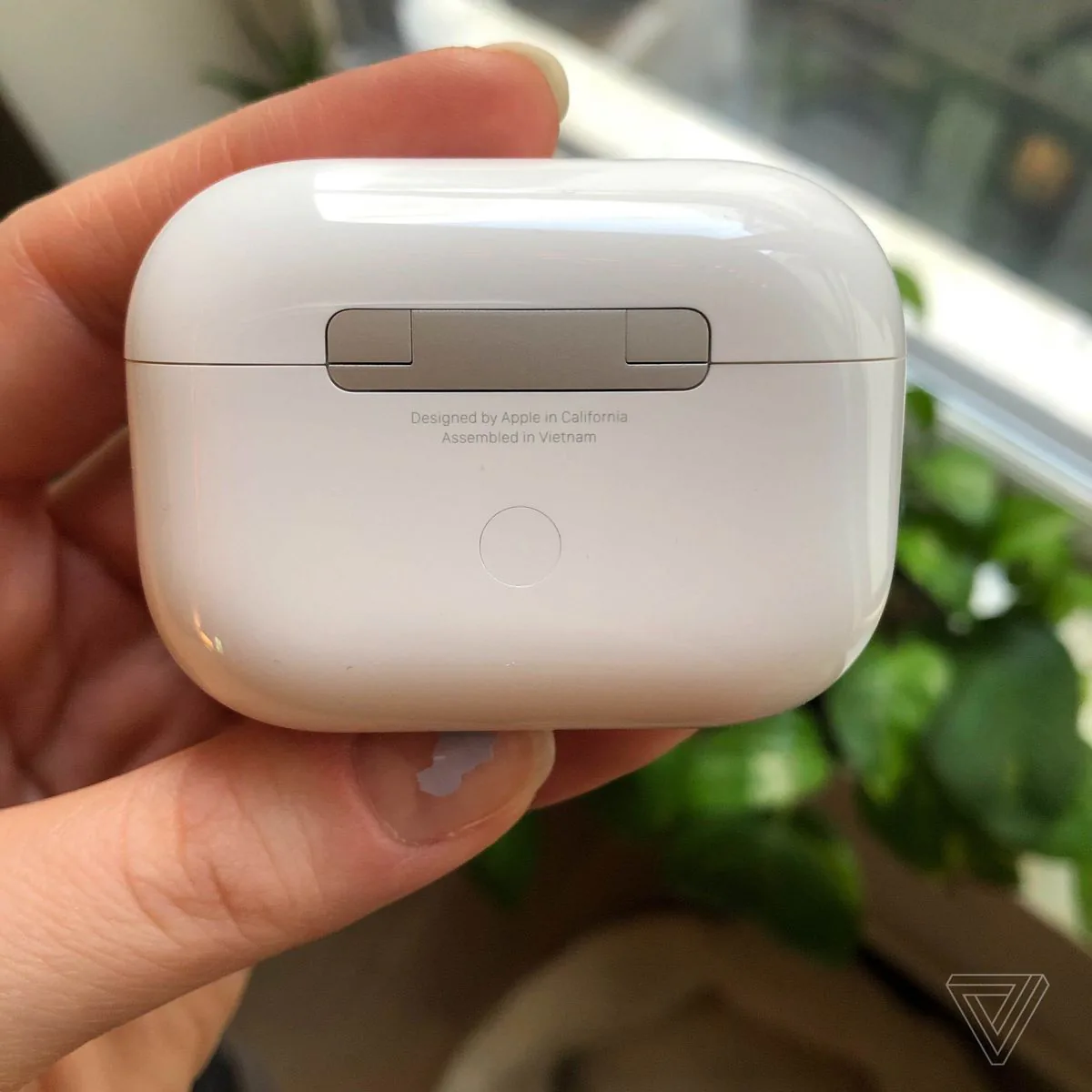 Apple đã chuyển dây chuyền sản xuất AirPods Pro từ Trung Quốc sang Việt Nam