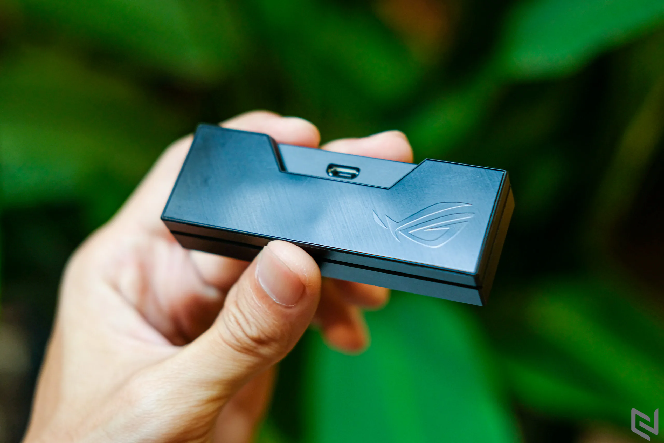Trên tay Webcam ROG EYE: Bổ sung camera 'cao cấp' cho laptop ROG