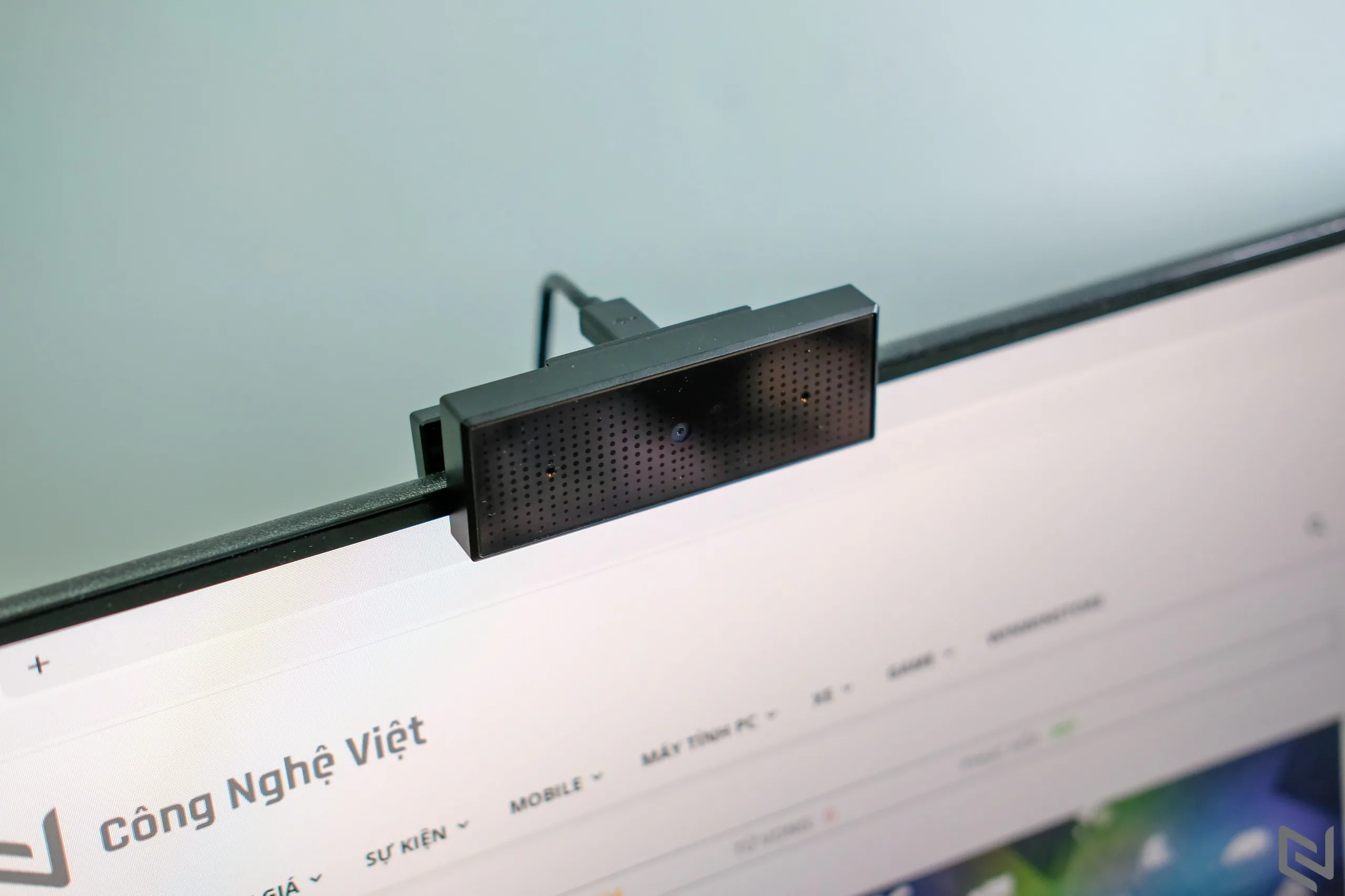 Trên tay Webcam ROG EYE: Bổ sung camera 'cao cấp' cho laptop ROG