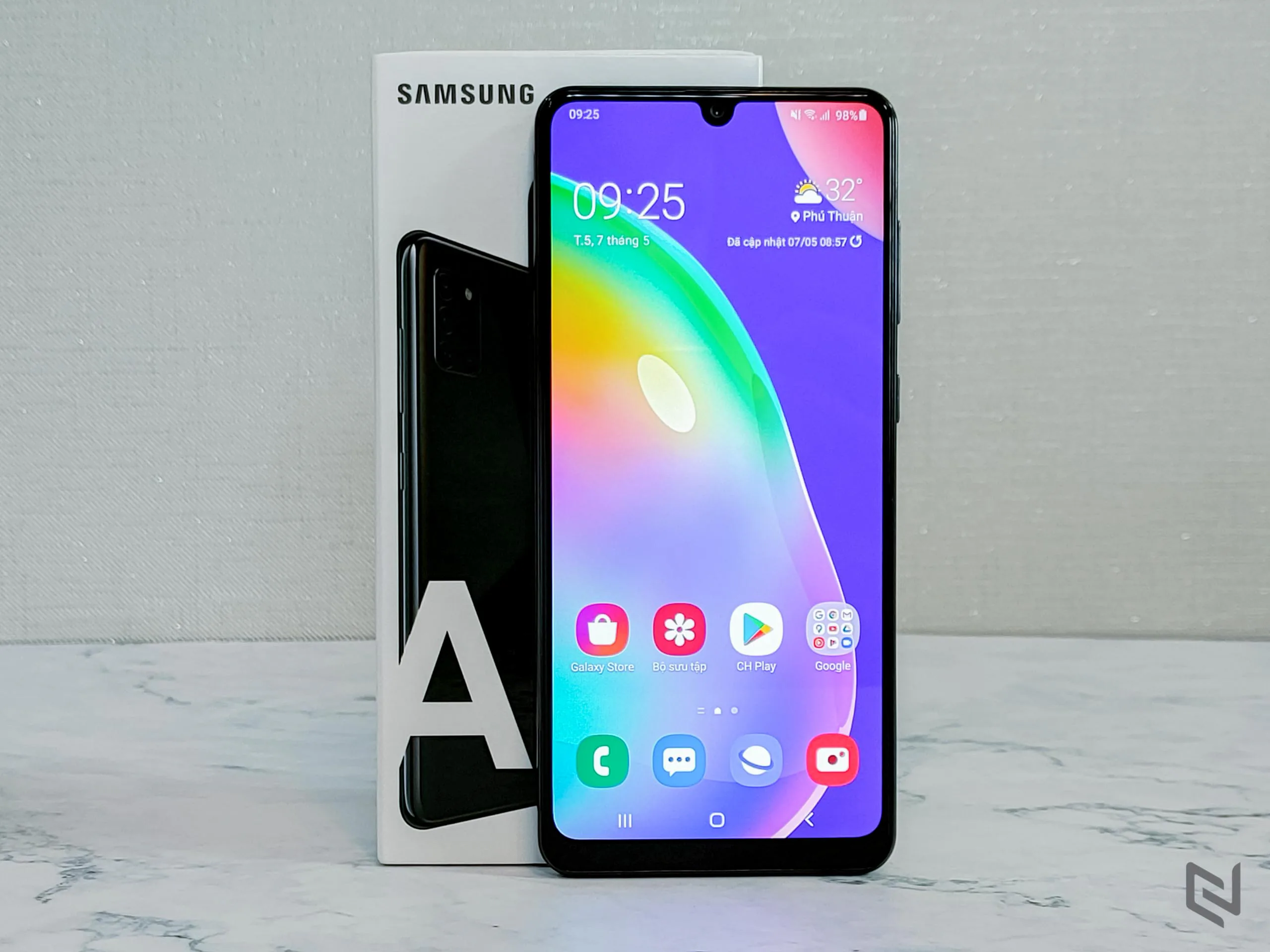 Mở hộp và đánh giá nhanh Galaxy A31: Pin khủng, 4 camera đa năng, hiệu năng khá