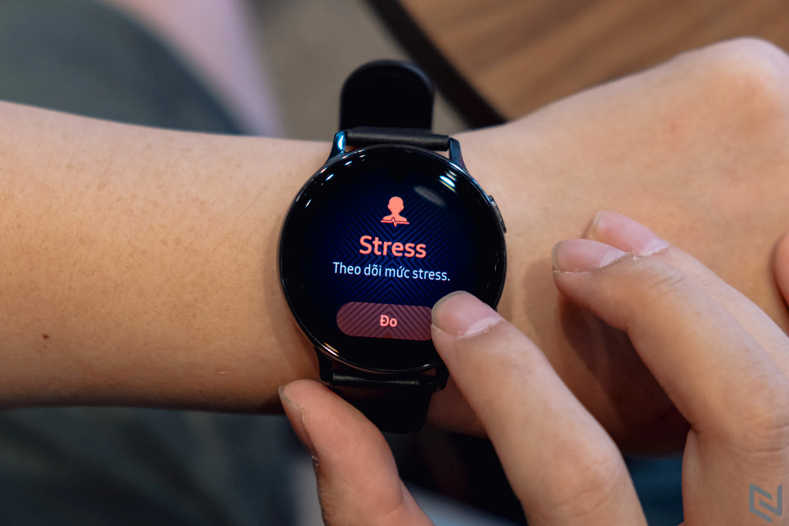 Trải nghiệm Galaxy Watch Active2 phiên bản LTE, hỗ trợ e-SIM mang đến khả năng kết nối internet độc lập