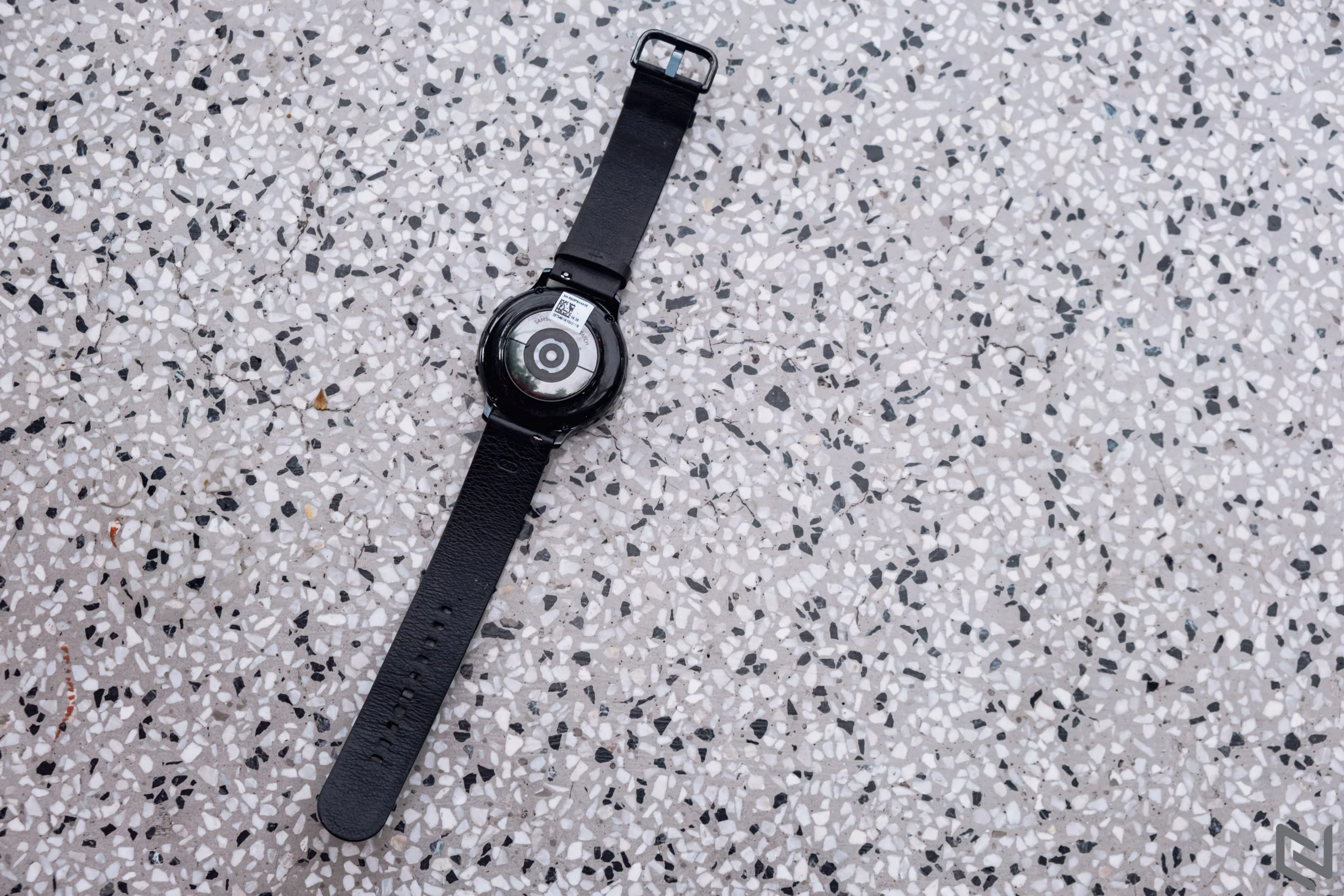 Trải nghiệm Galaxy Watch Active2 phiên bản LTE, hỗ trợ e-SIM mang đến khả năng kết nối internet độc lập