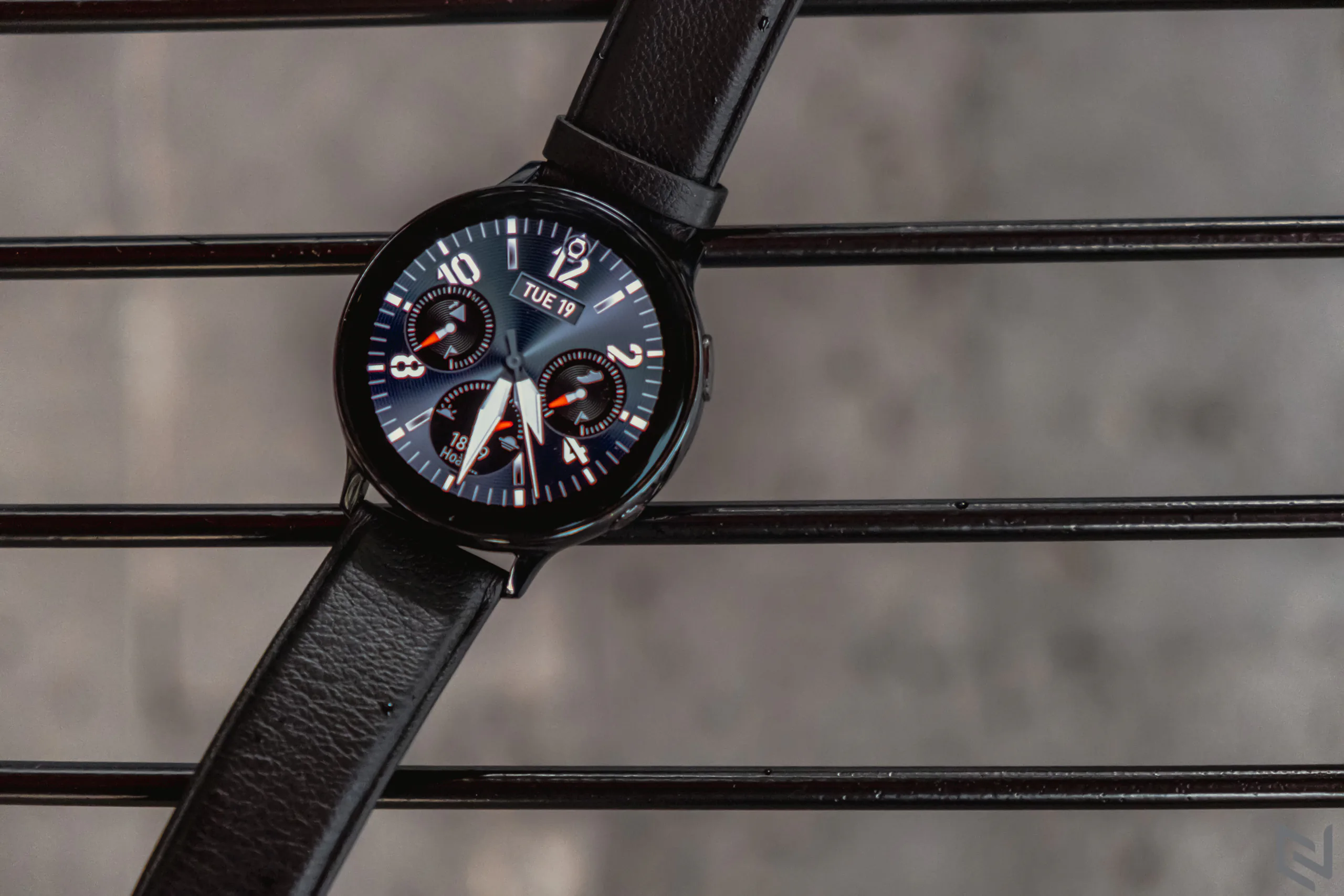 Samsung Galaxy Watch3 và tai nghe Buds Live true wireless sẽ ra mắt tháng 7
