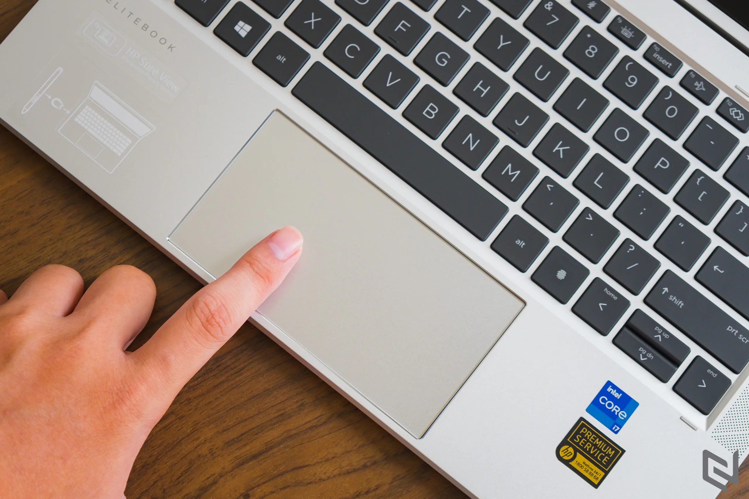 Đánh giá laptop HP EliteBook x360 1030 G8: Thiết kế cao cấp, siêu gọn nhẹ và bảo mật cùng hiệu năng mạnh mẽ