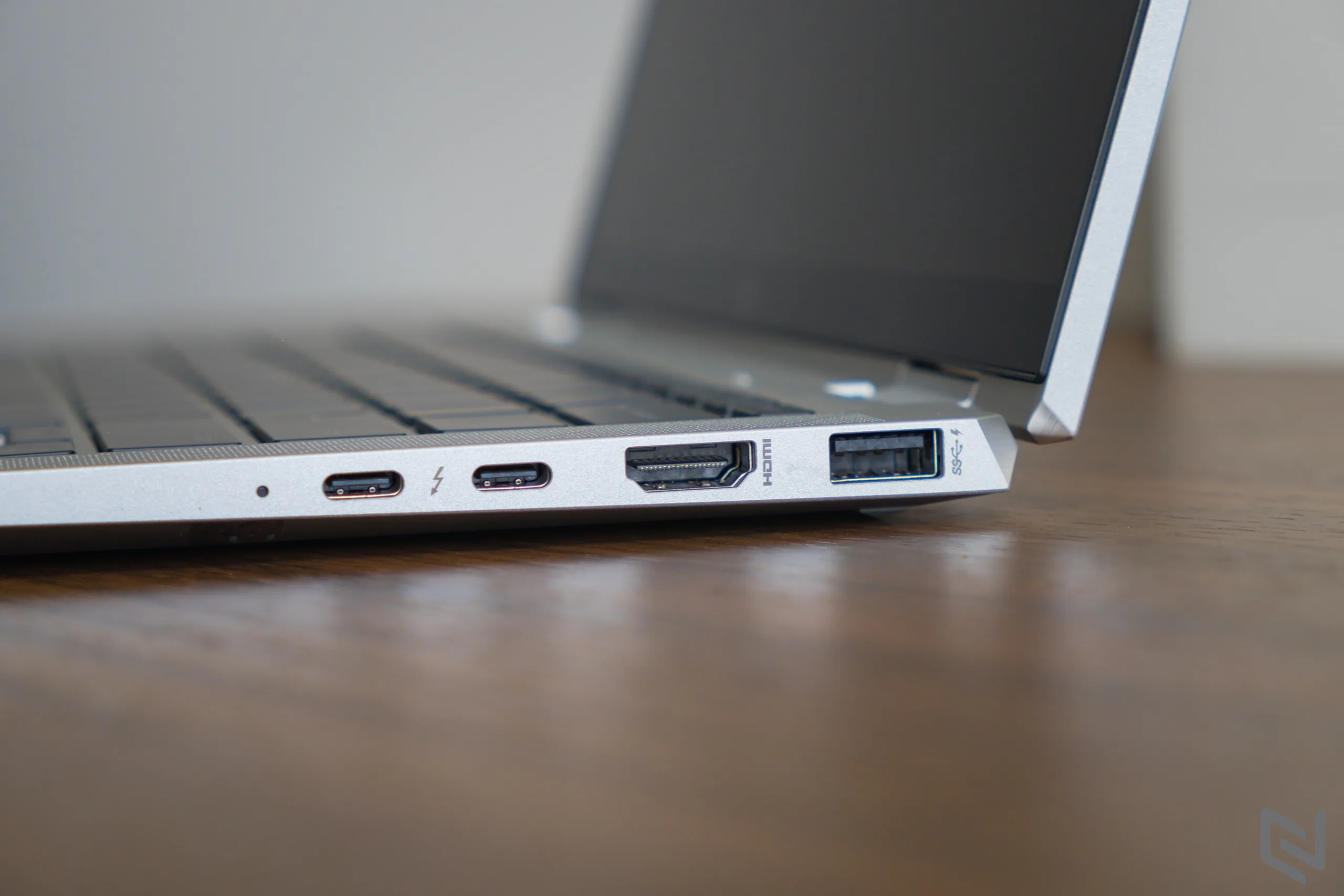 Đánh giá laptop HP EliteBook x360 1030 G8: Thiết kế cao cấp, siêu gọn nhẹ và bảo mật cùng hiệu năng mạnh mẽ
