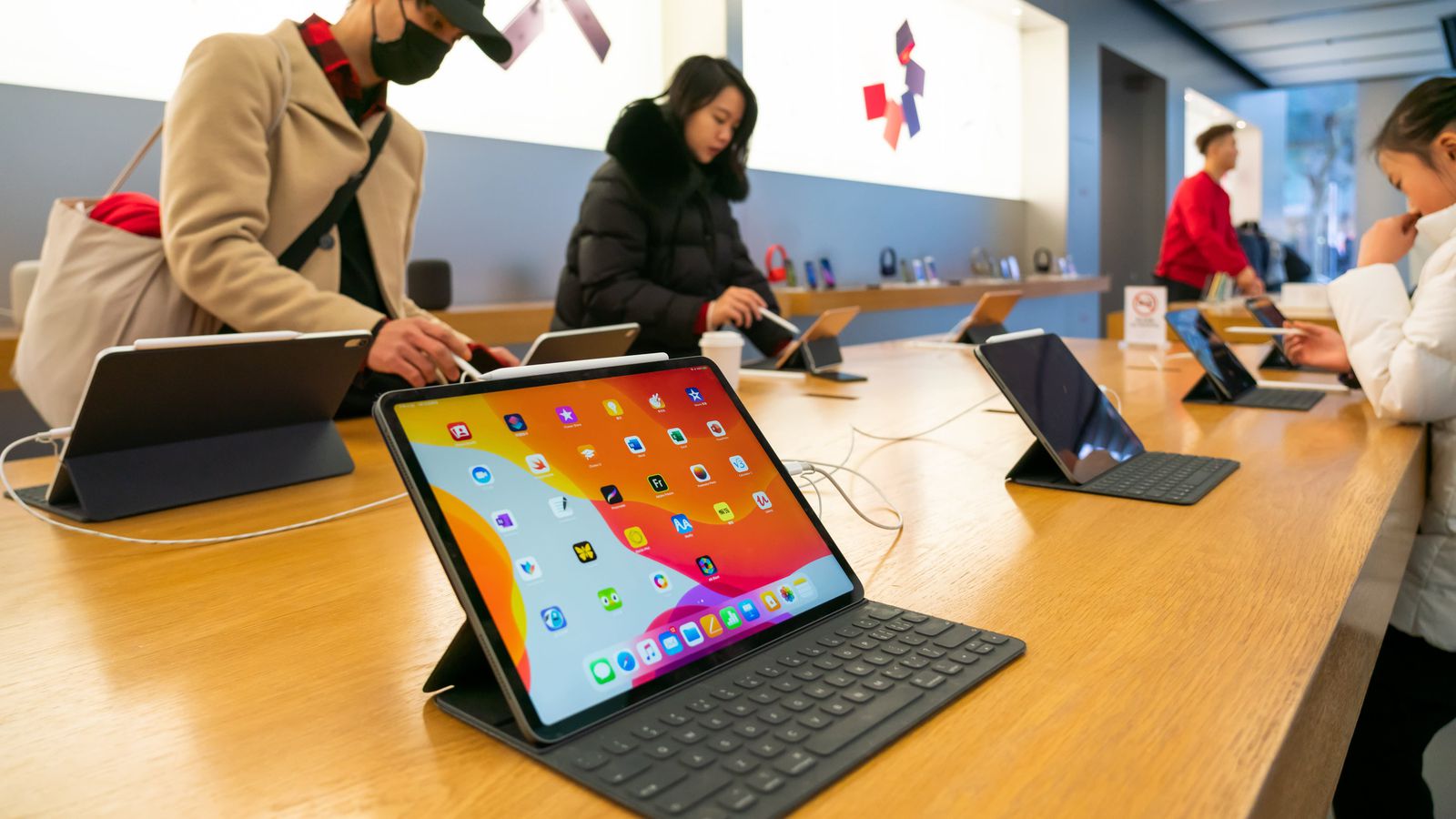 Apple yêu cầu khẩn cấp về tấm nền LCD từ LG Display để đáp ứng nhu cầu iPad cao tại Châu Á