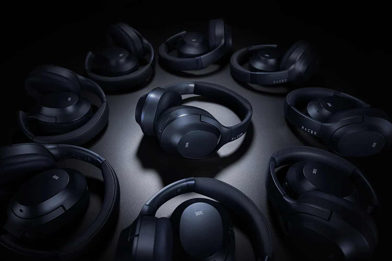 Razer ra mắt tai nghe không dây Opus, đạt chứng nhận THX với chống ồn chủ động