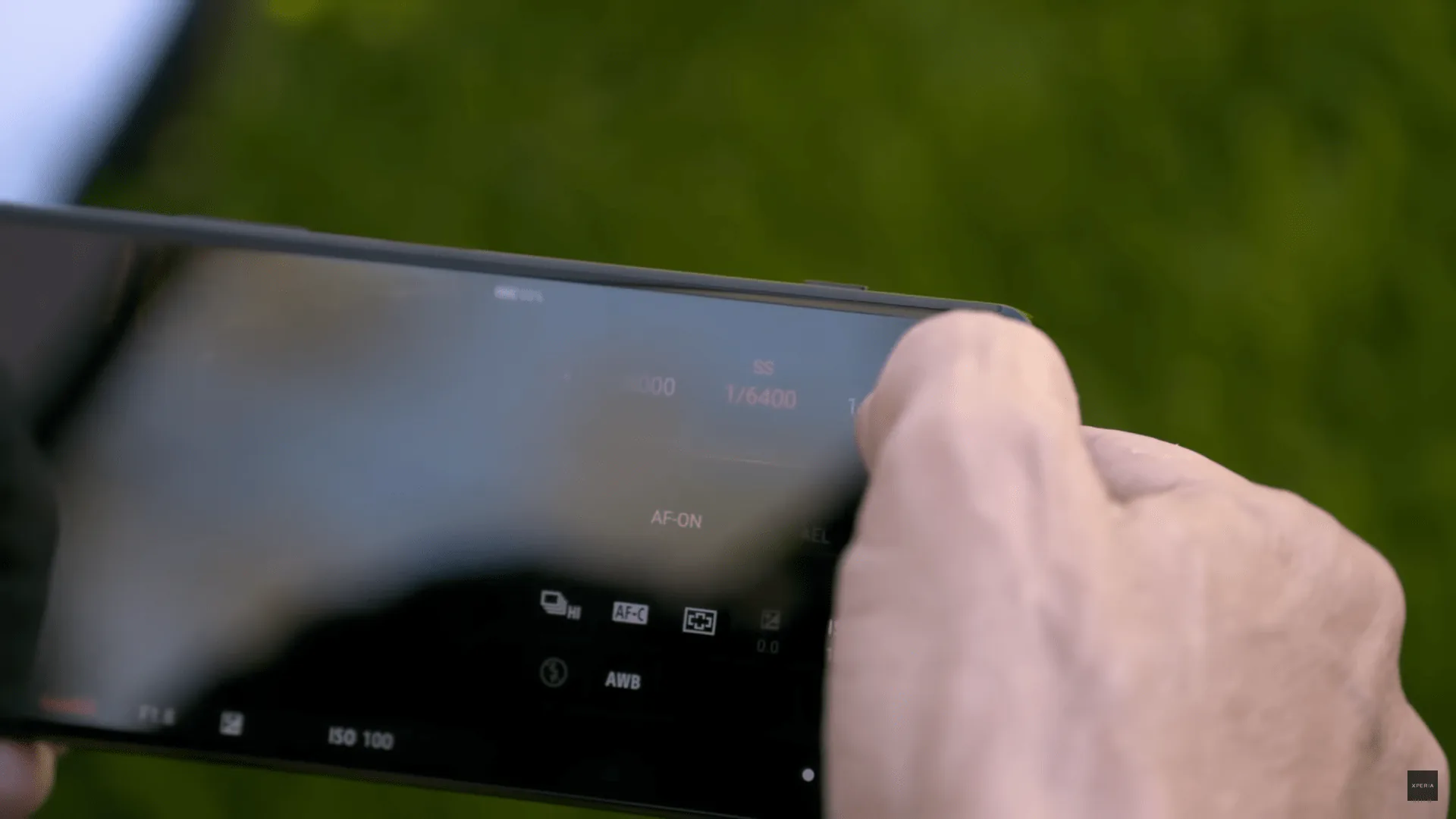 Sony tung video nhiếp ảnh gia chuyên nghiệp trải nghiệm các tính năng của camera trên chiếc Xperia 1 II