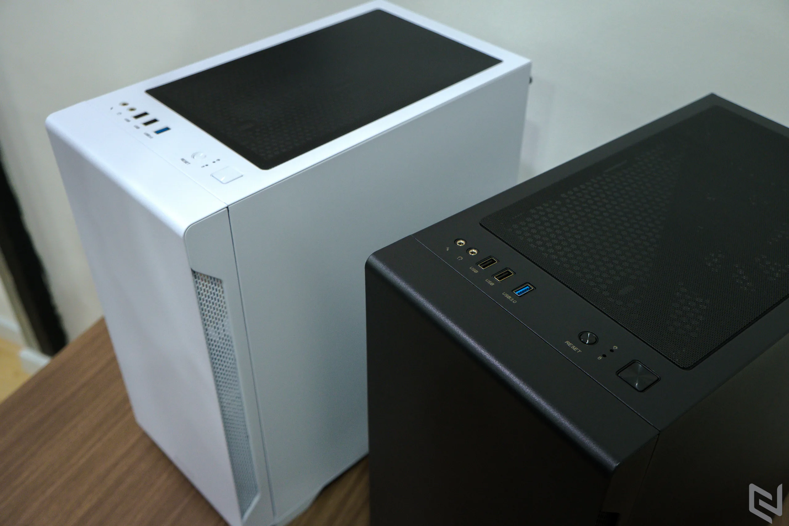 Thermaltake giới thiệu 4 thùng máy tính mới AH-T600, H550 TG, H200 TG, S100 TG tại Việt Nam