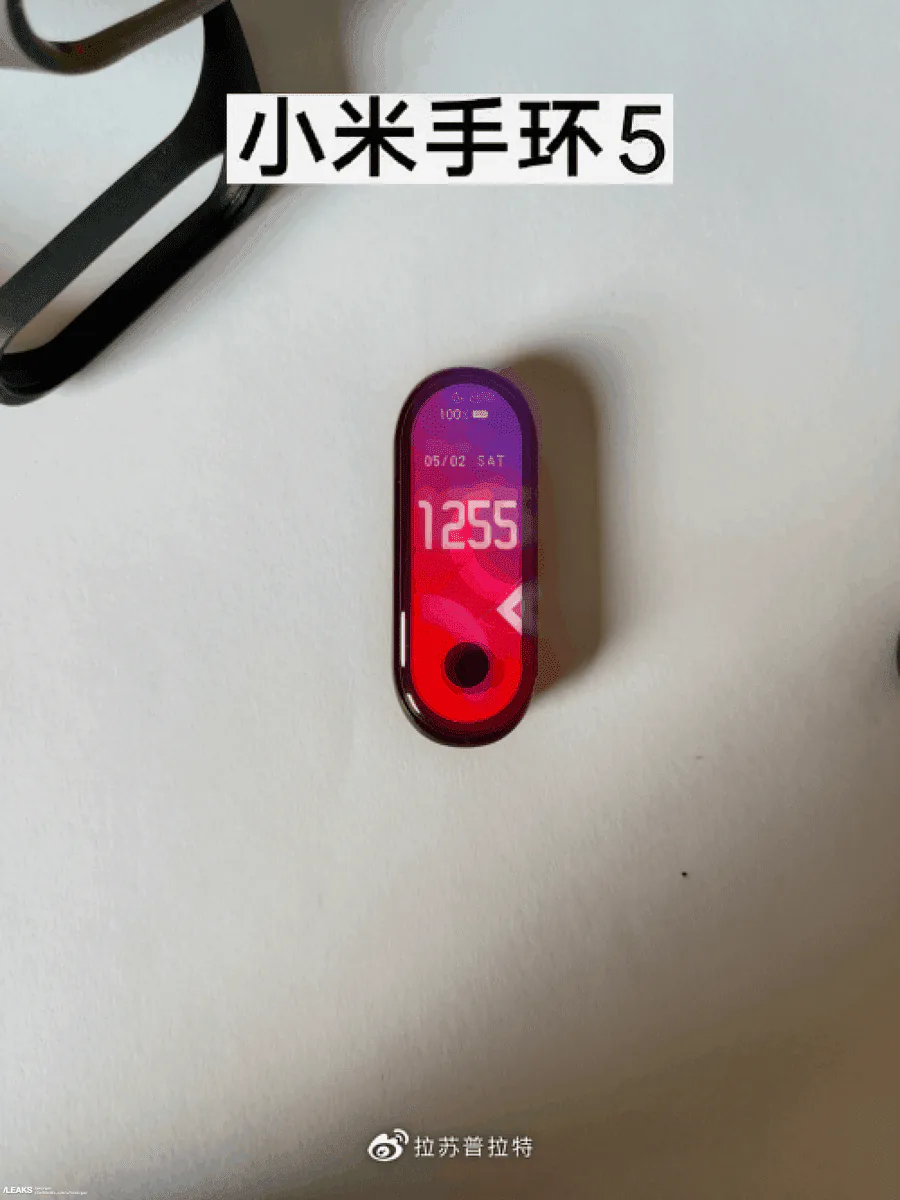 Xuất hiện ảnh thực tế Xiaomi Mi Band 5 với màn hình đục lỗ