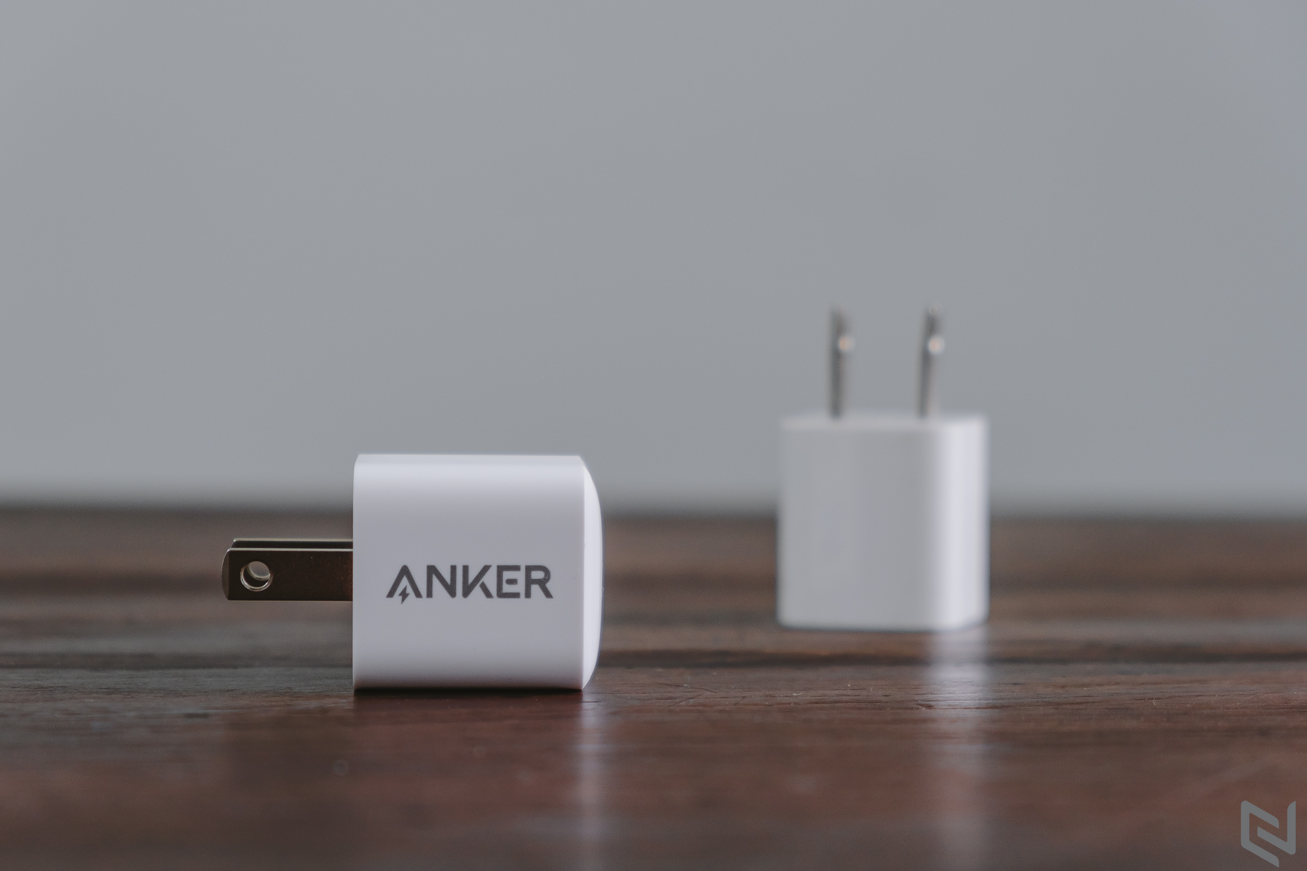 Trên tay cốc sạc siêu nhỏ gọn Anker PowerPort III Nano 18W và cáp PowerLine+ II USB-C to Lightning