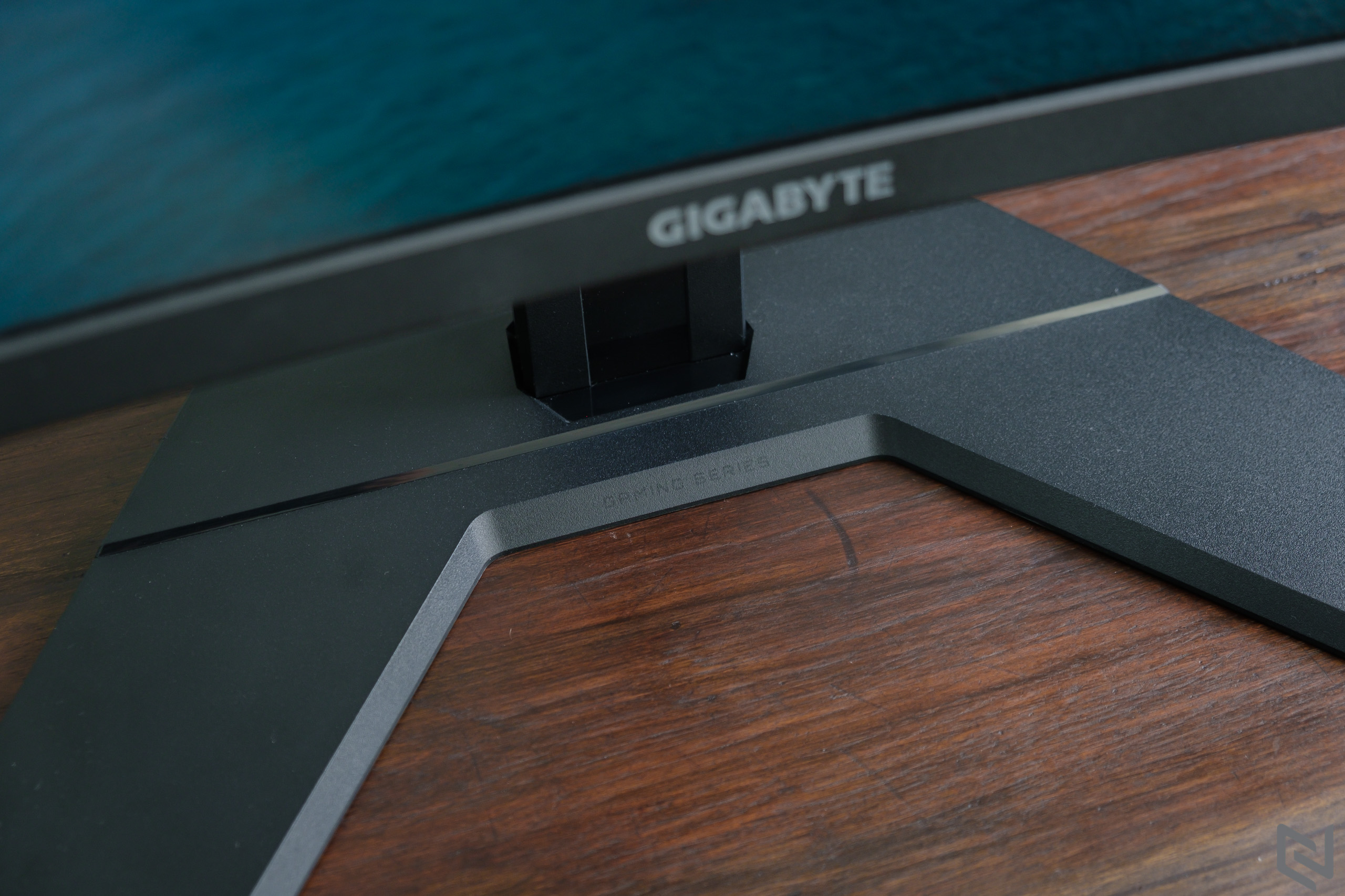 Trải nghiệm màn hình Gigabyte G32QC: Màn hình chơi game giải trí kết hợp