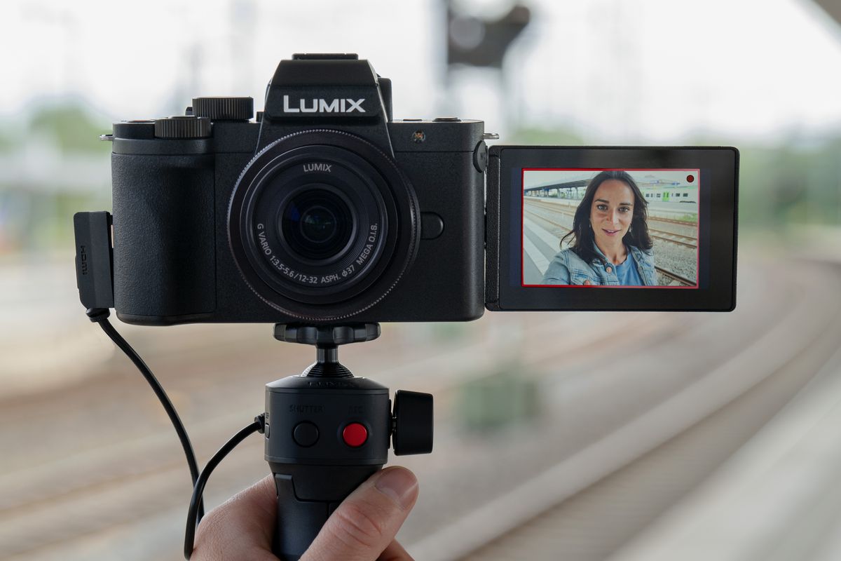 Quay vlog liệu có thay đổi thế hệ máy ảnh trong thời gian sắp tới?