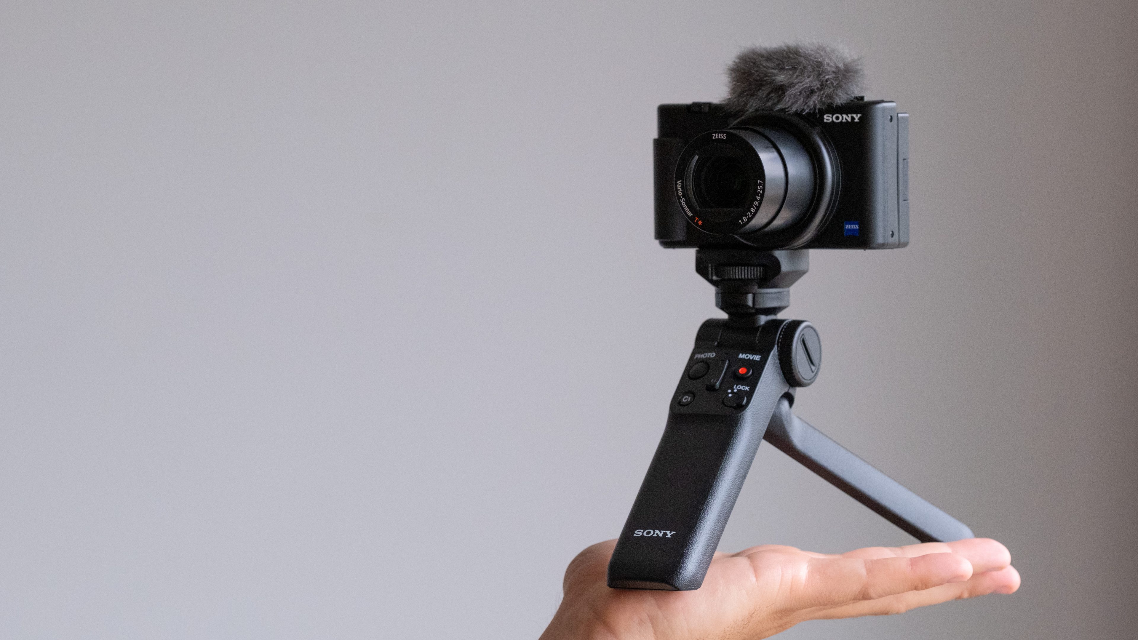 Quay vlog liệu có thay đổi thế hệ máy ảnh trong thời gian sắp tới?