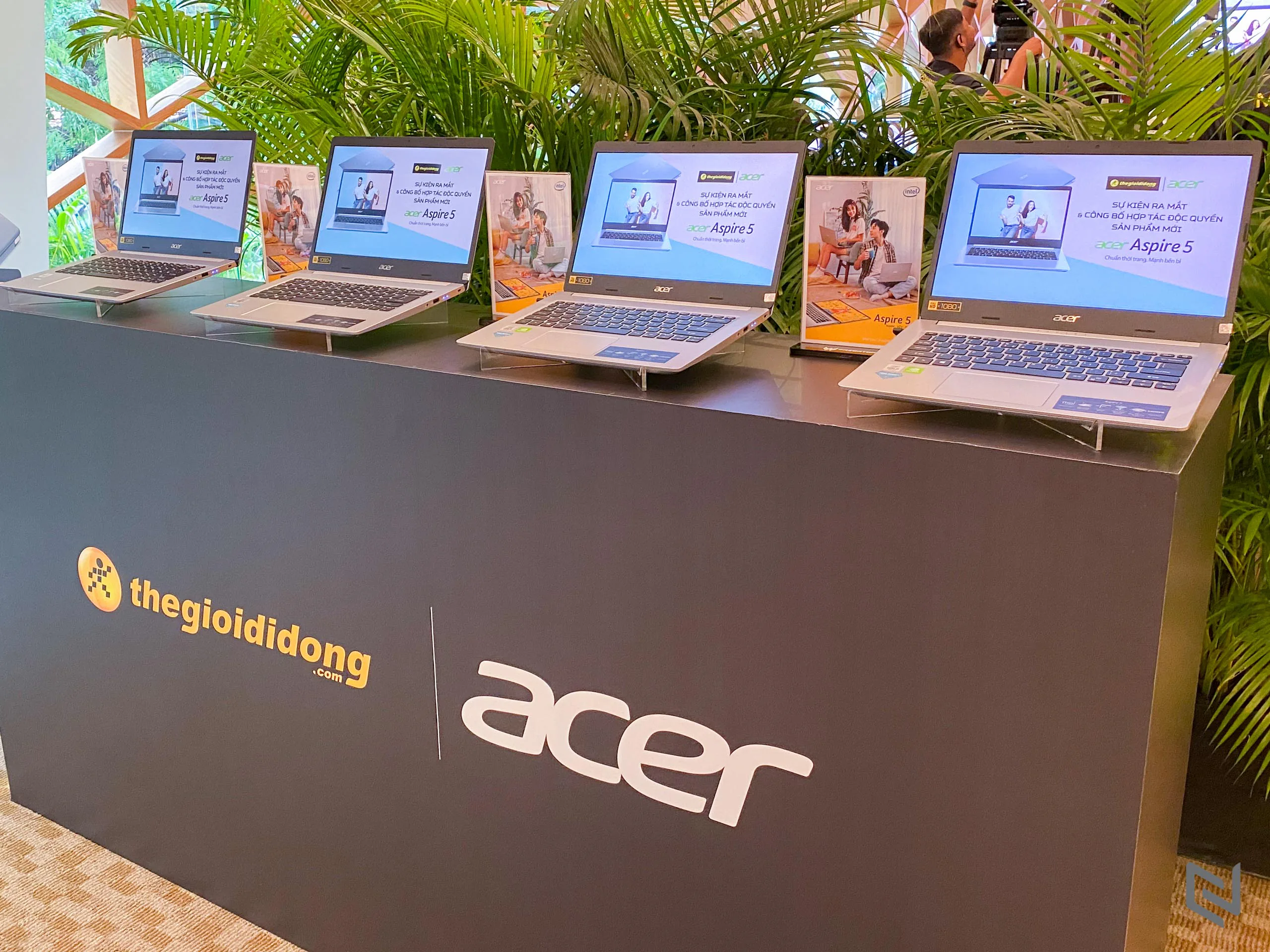 Thế Giới Di Động ra mắt và kinh doanh độc quyền Acer Aspire 5