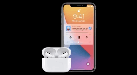 Apple cập nhật tính năng mới cho AirPods Pro: tự động chuyển thiết bị và bổ sung chế độ Spatial Audio