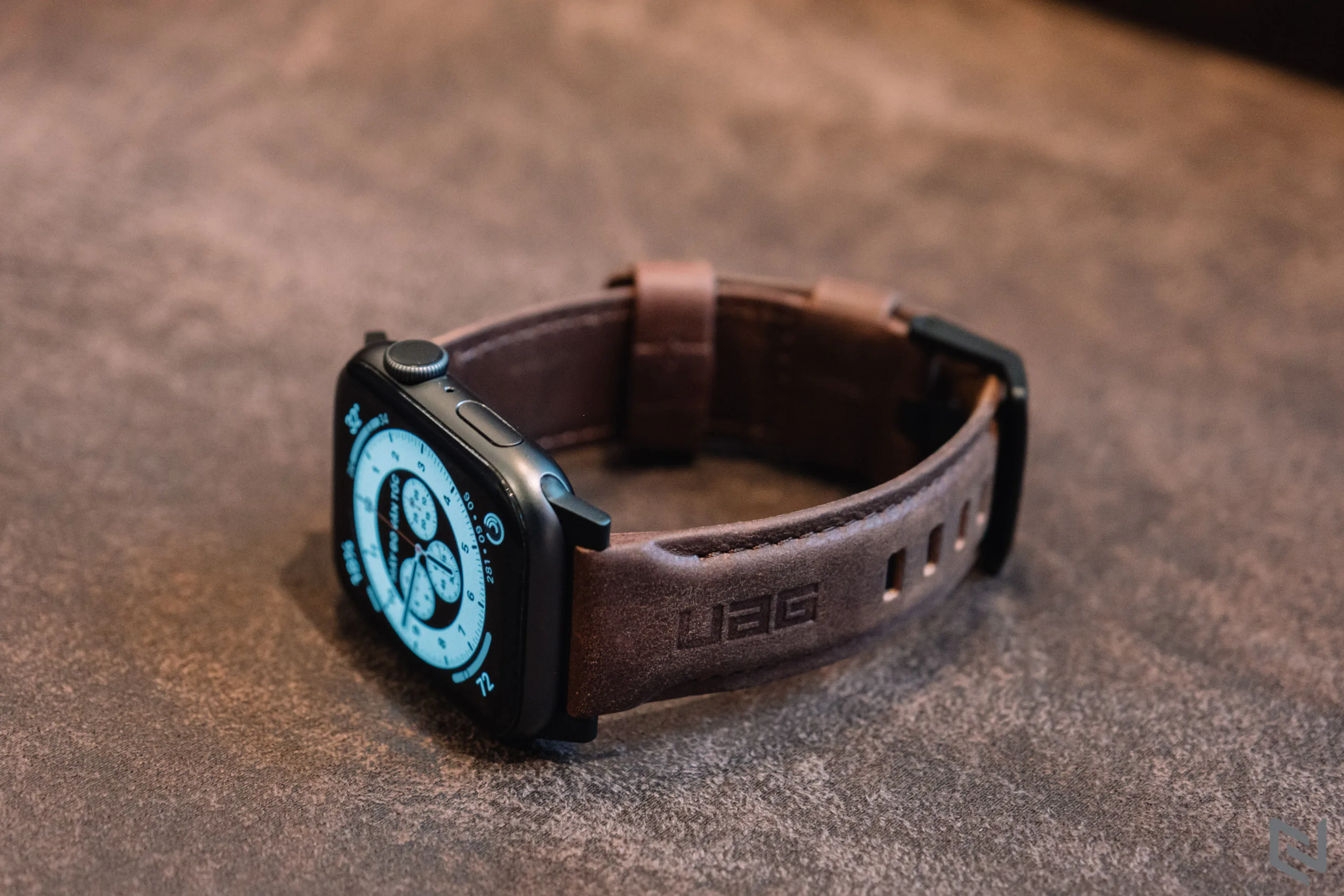 Trên tay dây da UAG cho Apple Watch: Chất lượng hoàn thiện tốt, cao cấp và hầm hố