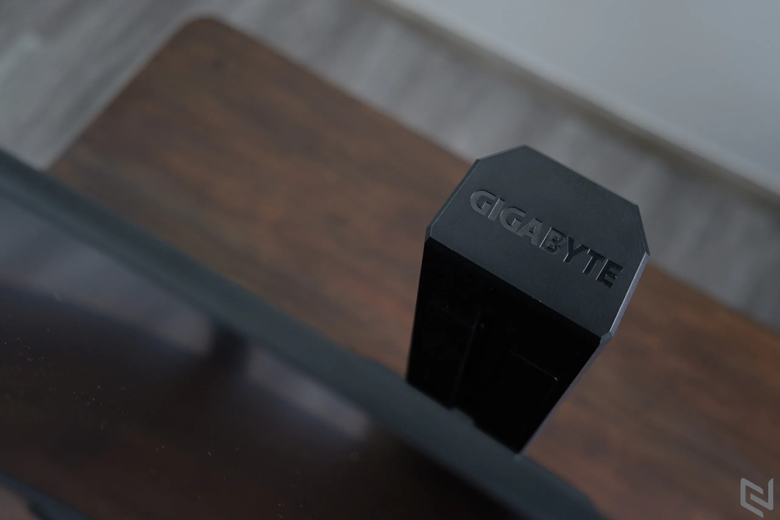 Trải nghiệm màn hình Gigabyte G32QC: Màn hình chơi game giải trí kết hợp