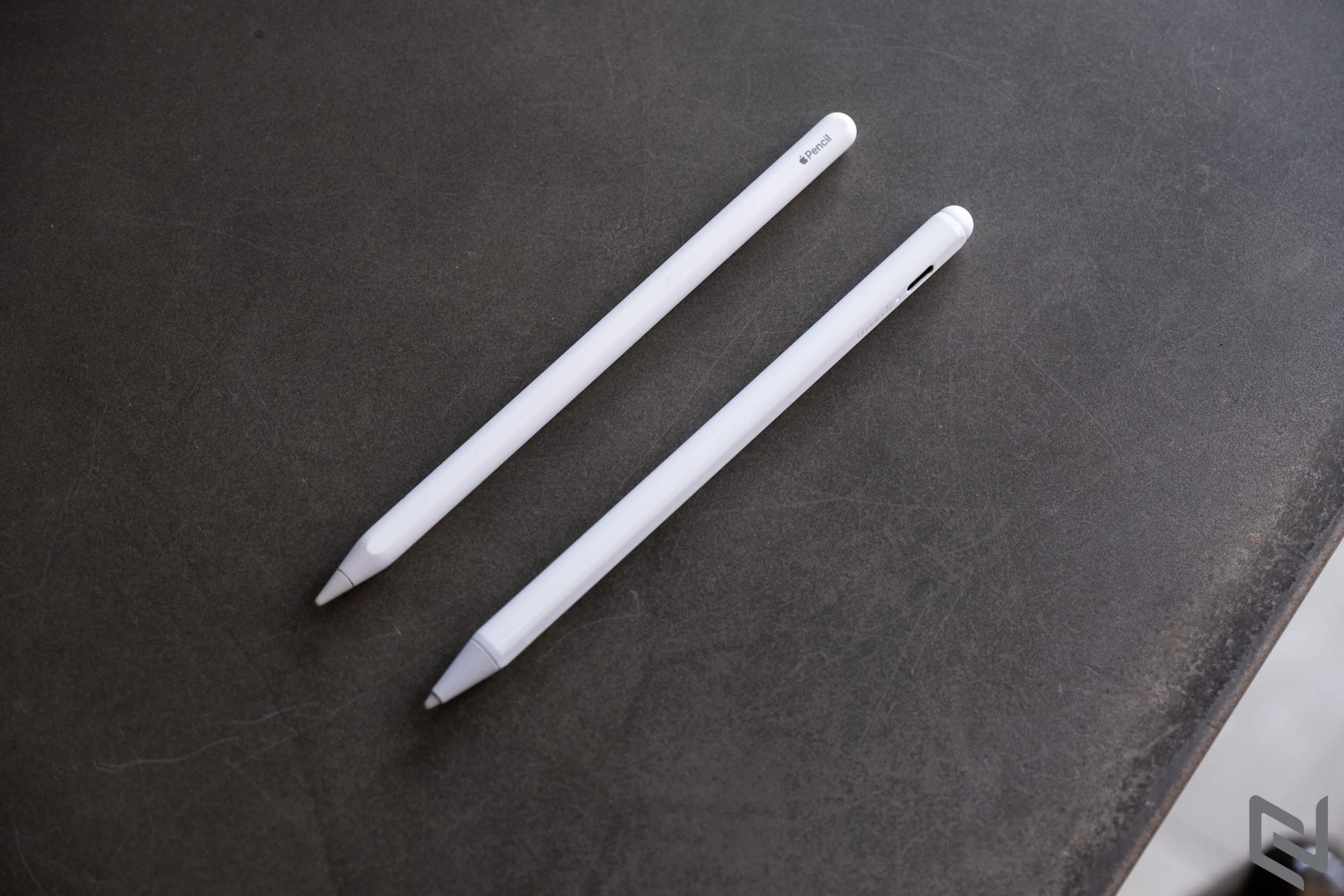 Trên tay bút cảm ứng GOOJODOQ dành cho iPad Pro: Rẻ không đồng nghĩa với kém chất lượng