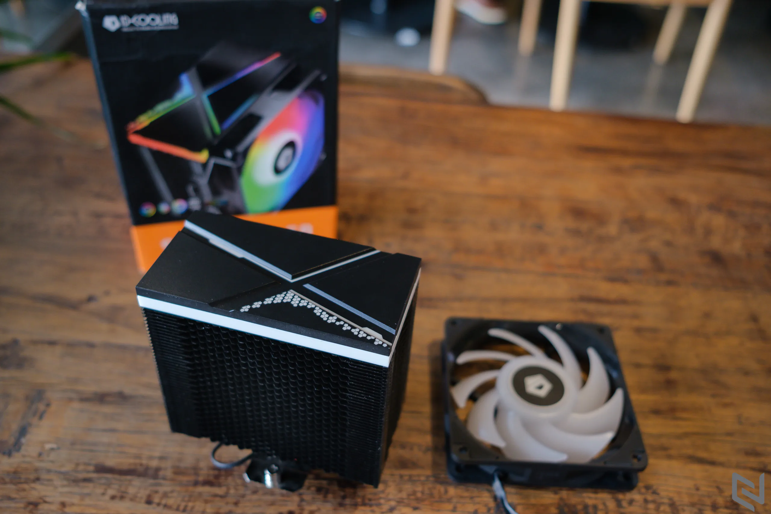 ID-COOLING ra mắt bộ đôi tản nhiệt SE-234-ARGB và SE-207 Black, giá từ 859,000 VND