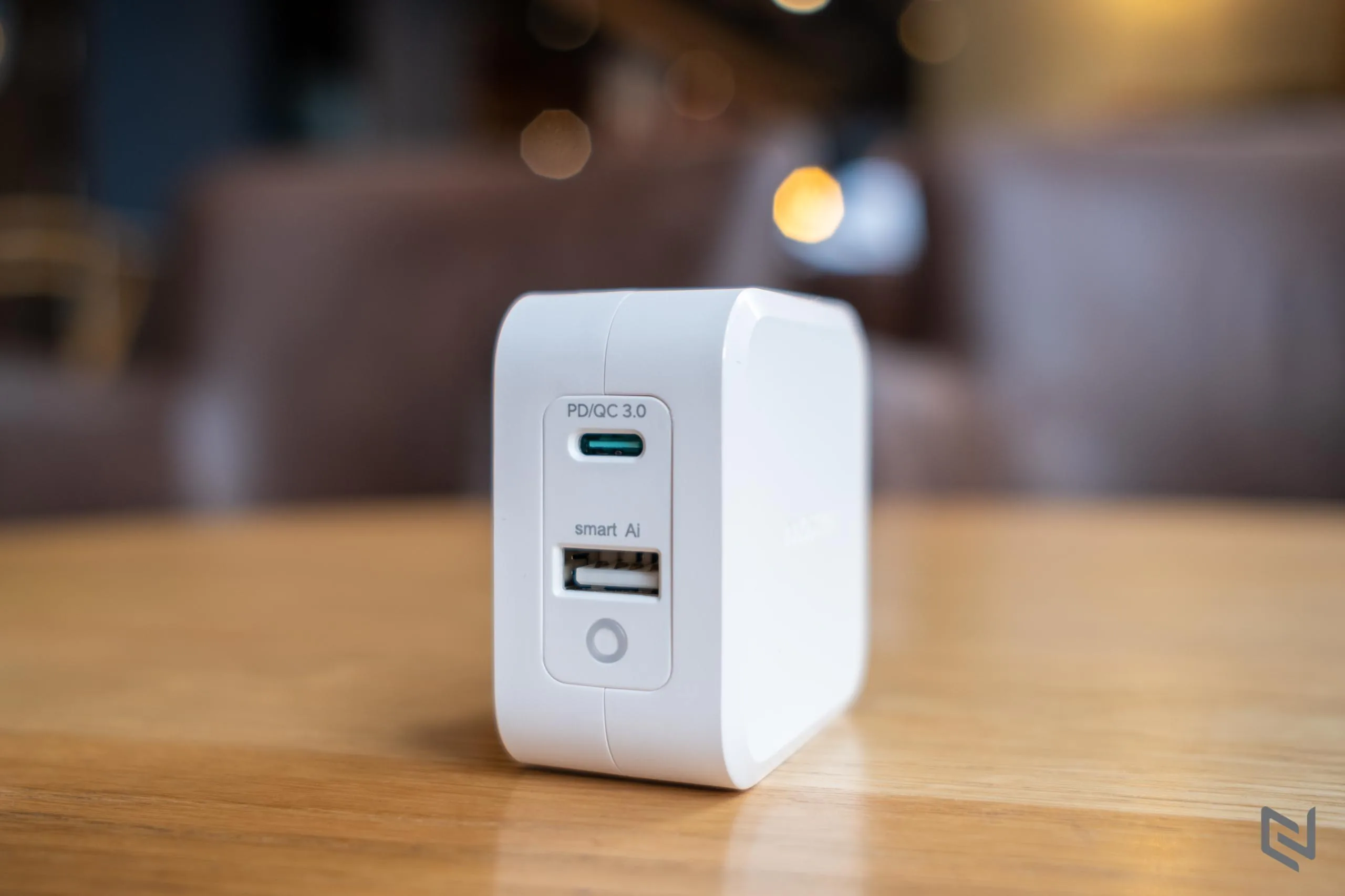 Trên tay sạc Innostyle Zeni GaN 65W: Thiết kế nhỏ gọn, 2 cổng tiện lợi, sạc cho MacBook, smartphone, iPhone, iPad, Tablet