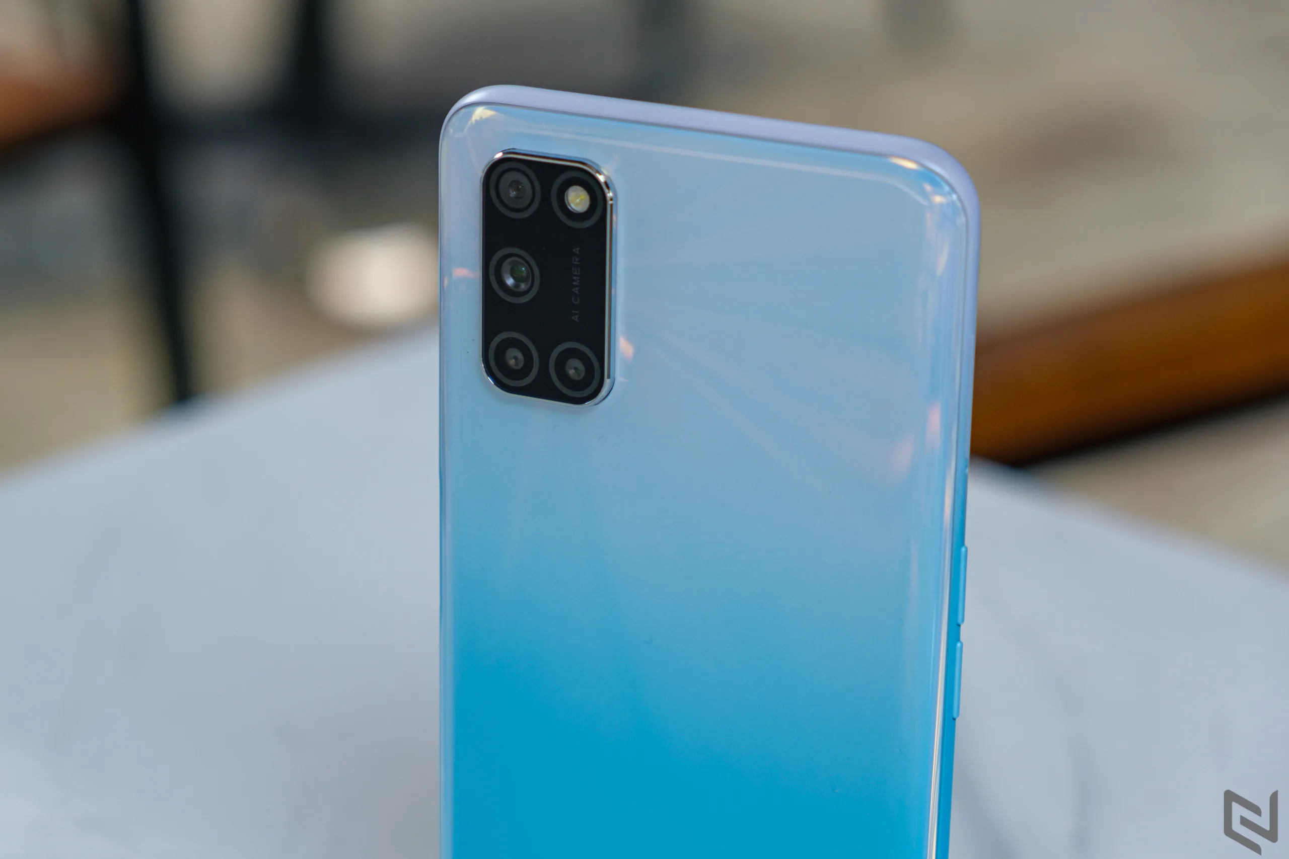 Mở hộp OPPO A92: Thiết kế thời thượng, hiệu năng và camera đỉnh trong tầm giá