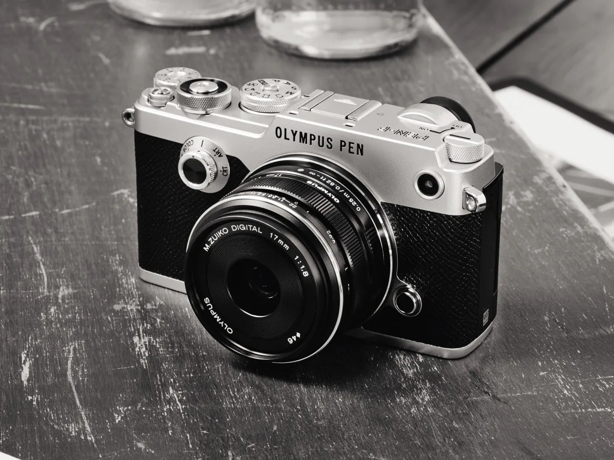 Olympus rút khỏi thị trường máy ảnh: Đây là cơ hội tốt để bạn sở hữu một huyền thoại