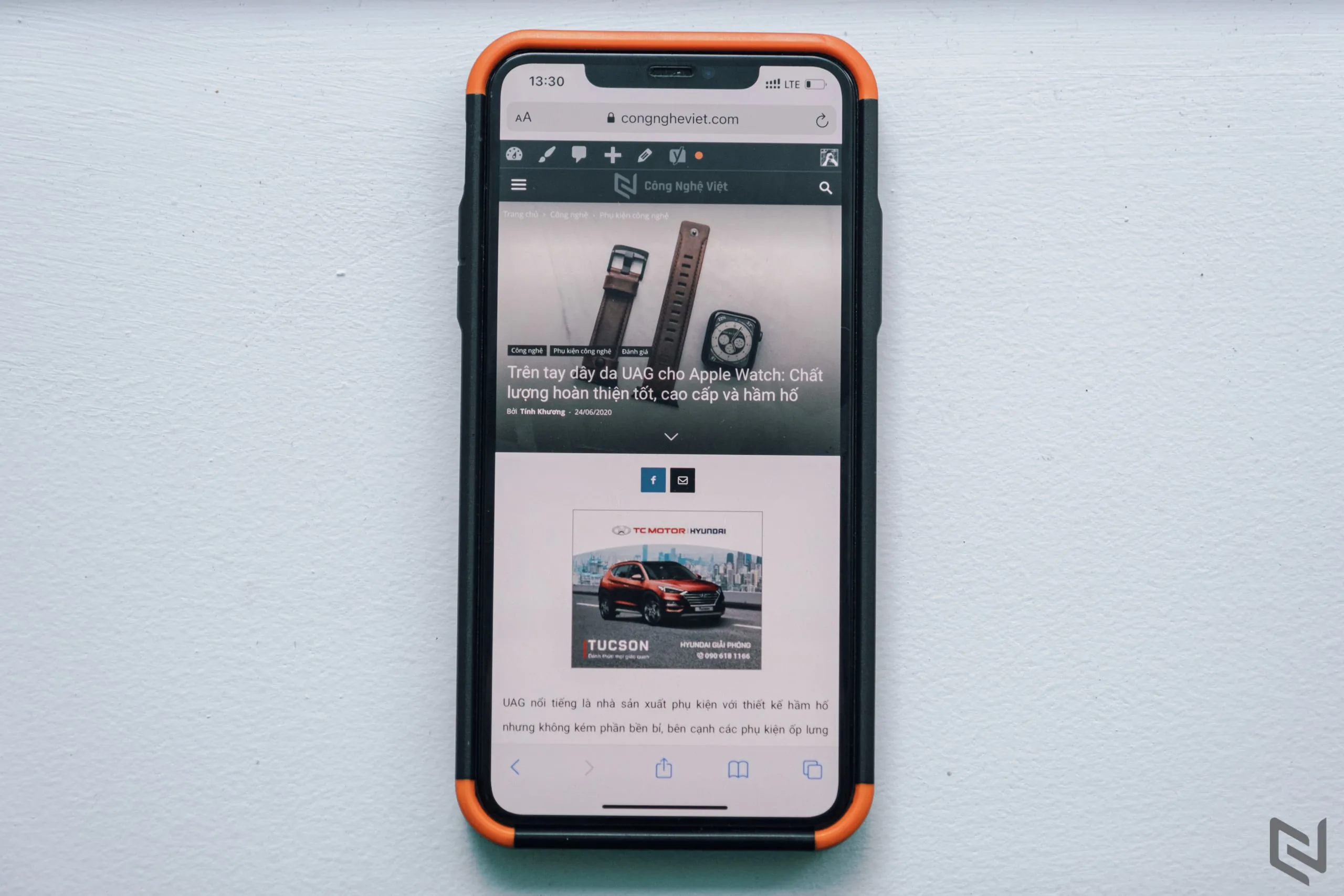 Trên tay ốp lưng UAG Civilian cho iPhone hàng chính hãng tại Việt Nam, giá 1,150,000 VND