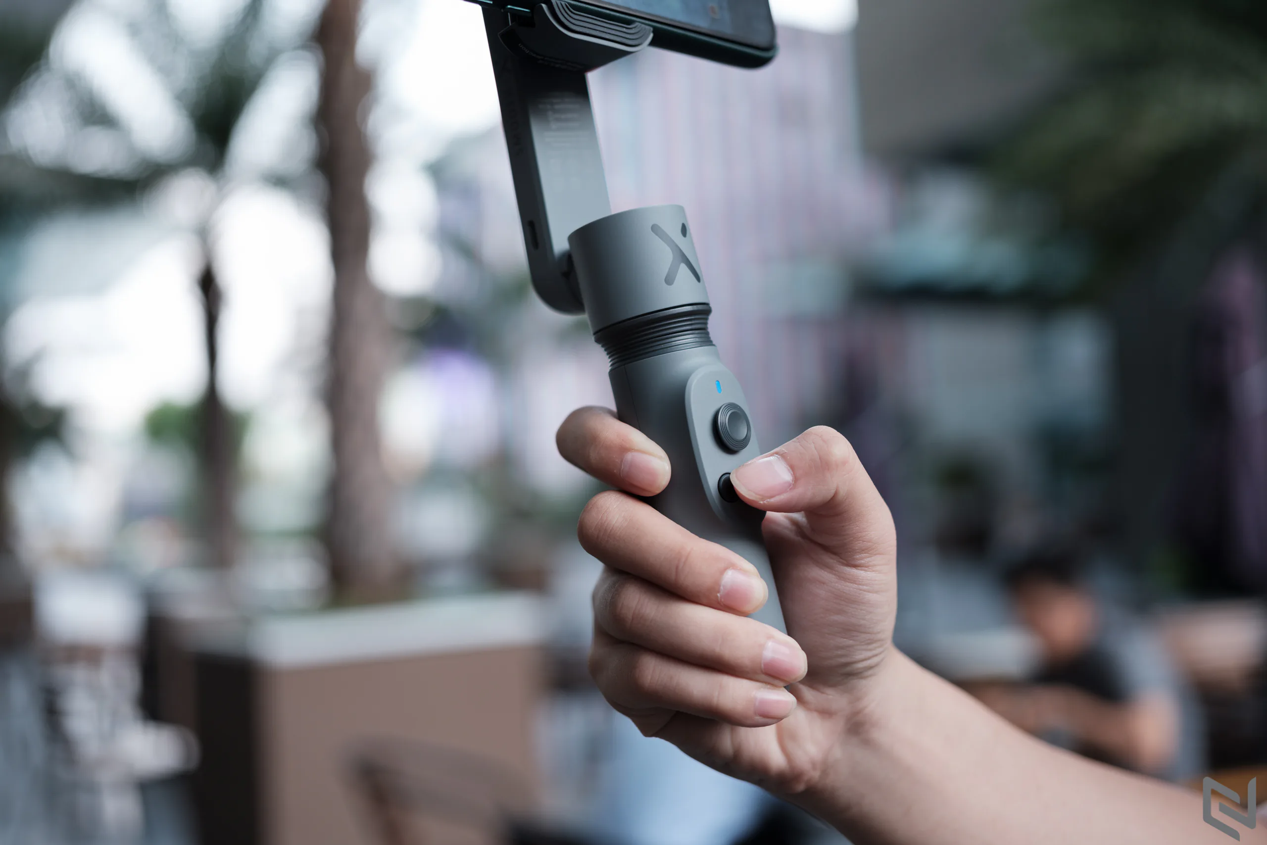 Video trải nghiệm gimbal Zhiyun Smooth X kết hợp với iPhone 11 Pro