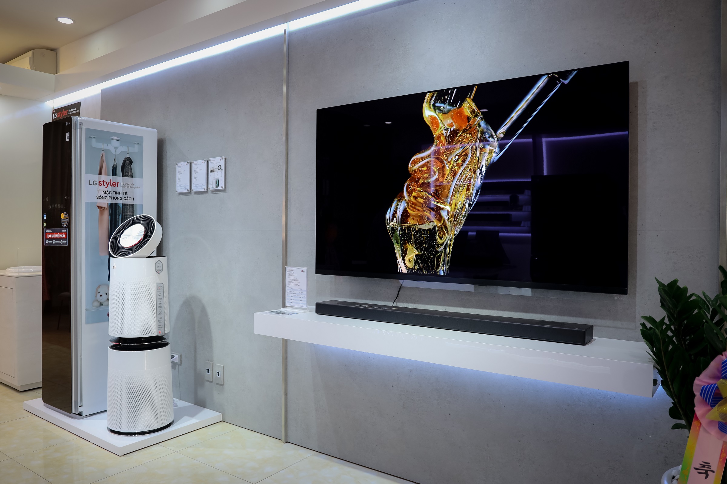 LG khai trương LG Premium Showroom – Nơi trải nghiệm các thiết bị điện tử tiên tiến và cao cấp nhất