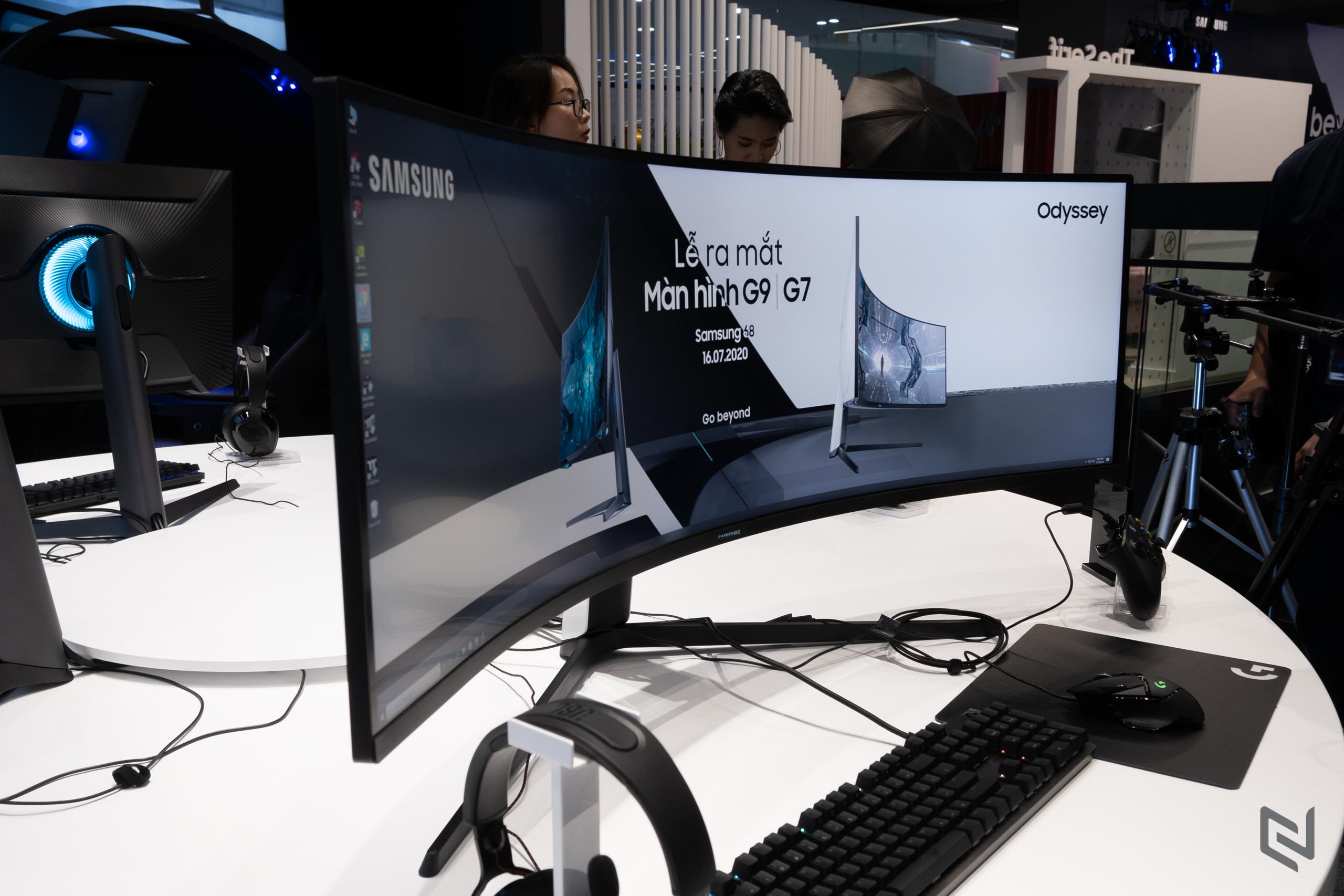 Samsung ra mắt màn hình gaming cong Odyssey G7 và G9 tại Việt Nam