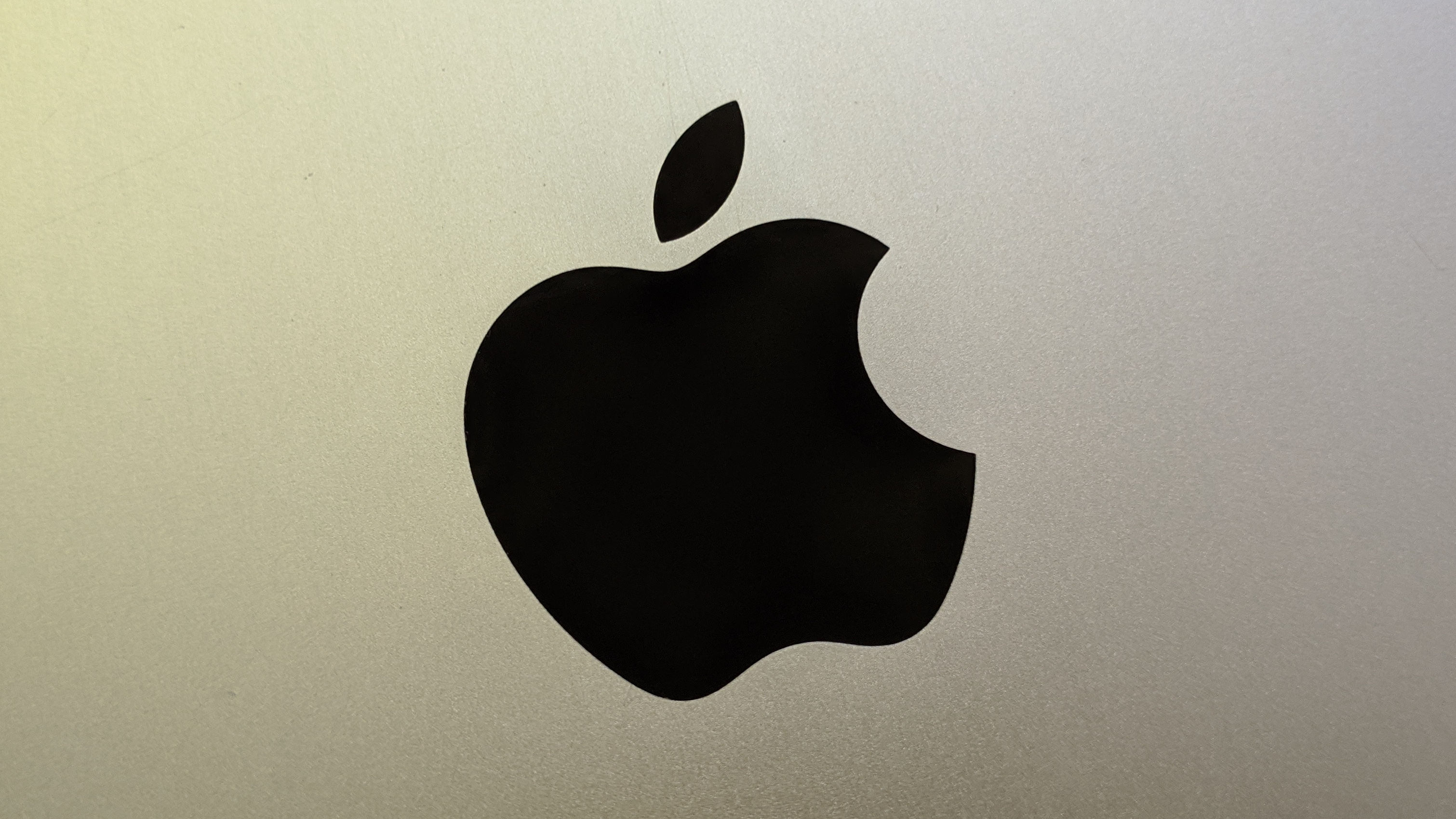 MacBook Pro và MacBook Air 13 inch chạy ARM cùng iPad 10.8-inch giá rẻ sẽ ra mắt cuối năm nay