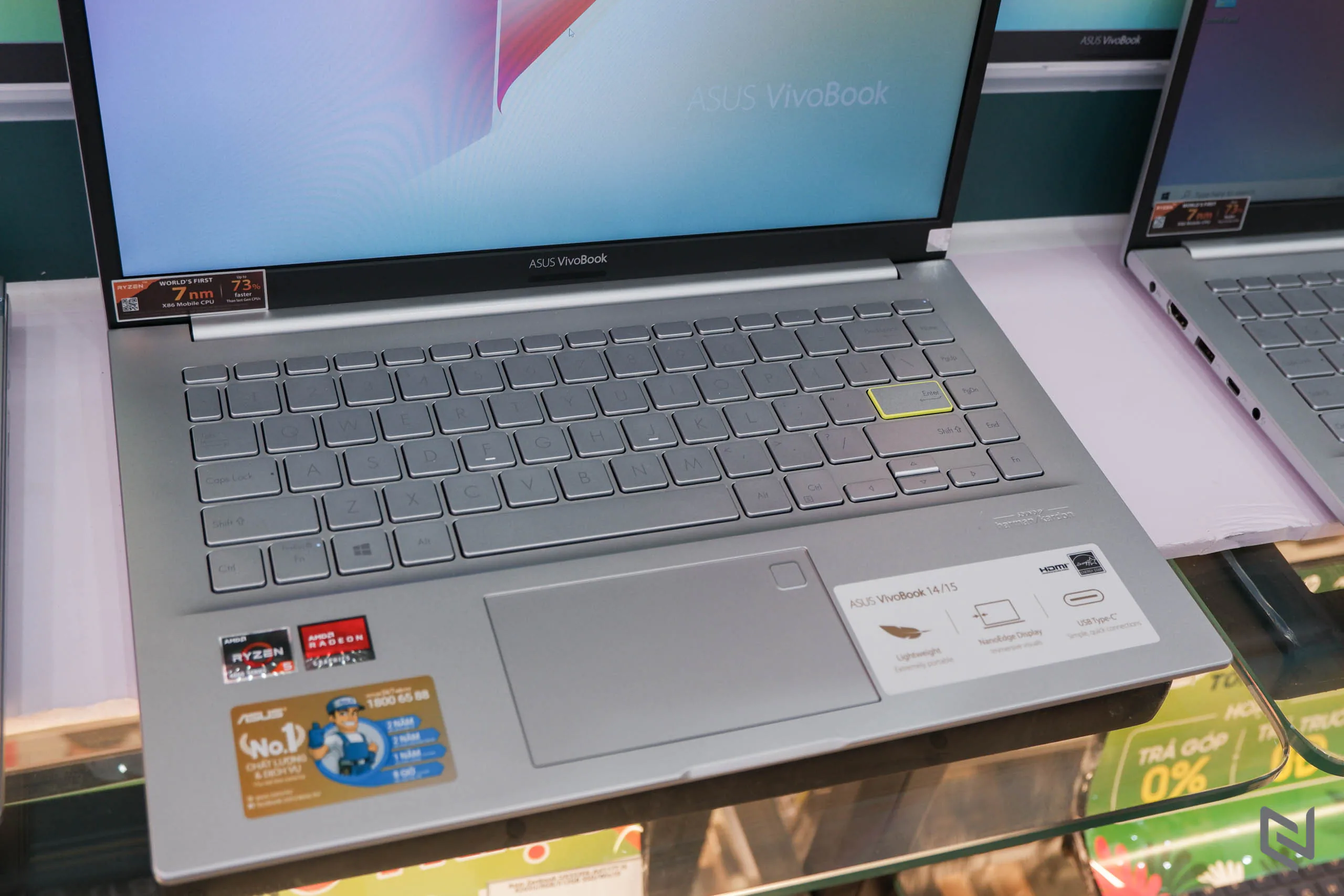 FPT Shop lên kệ ASUS VivoBook 14 (M413), laptop tiên phong sử dụng CPU AMD Ryzen 4000