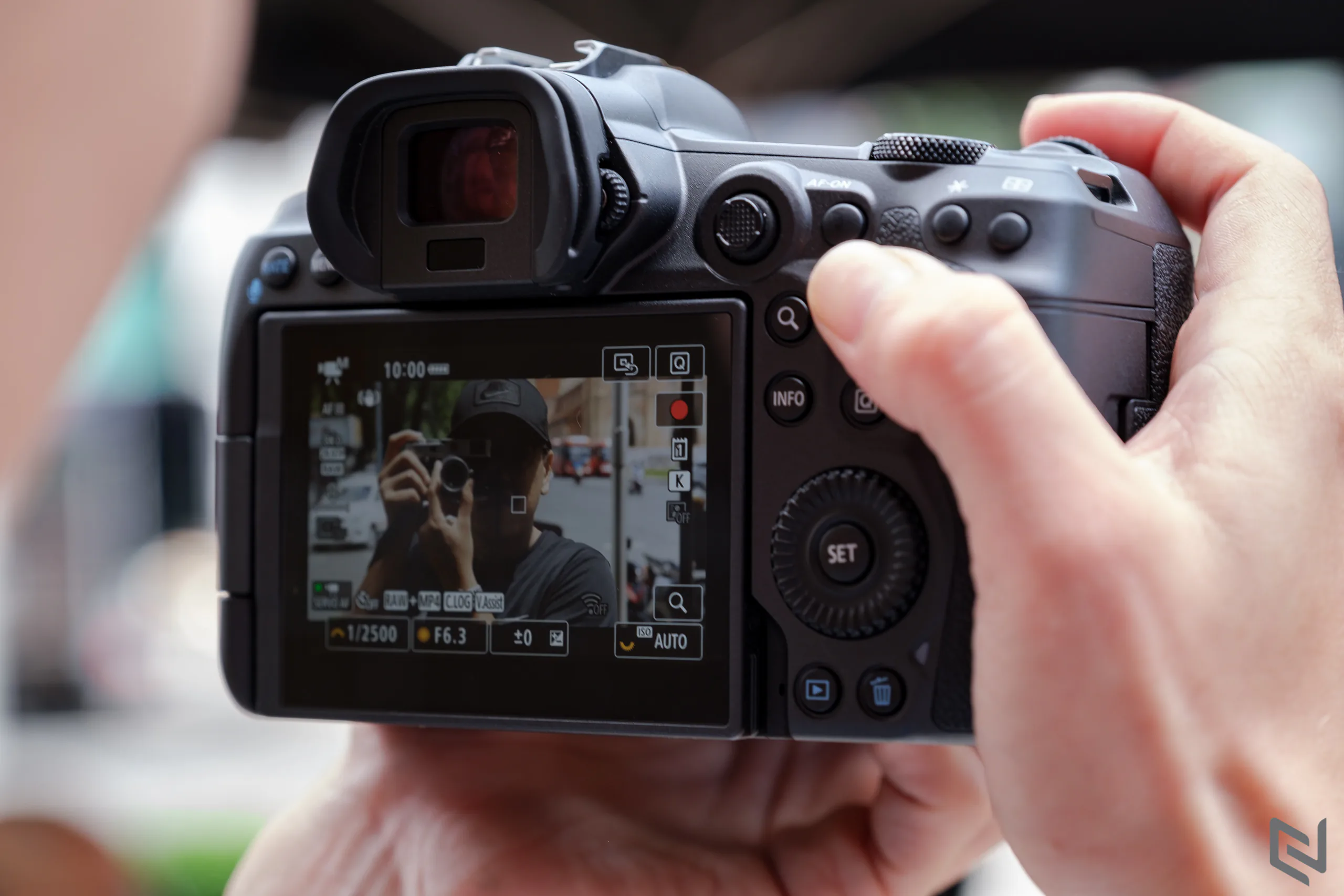Các máy ảnh Canon mới sẽ có thể tự động tải ảnh lên Google Photos