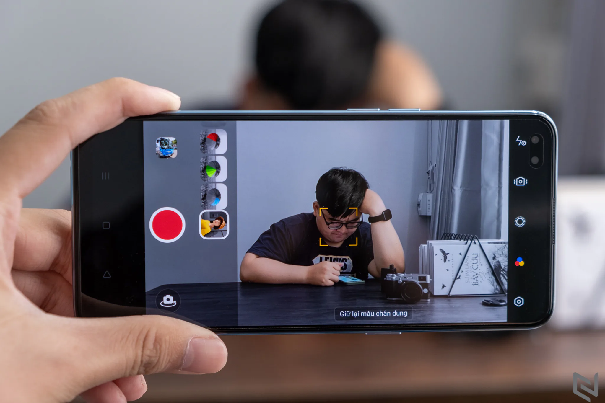 Đánh giá OPPO Reno4: Thay đổi để dẫn đầu với các tính năng AI vượt trội
