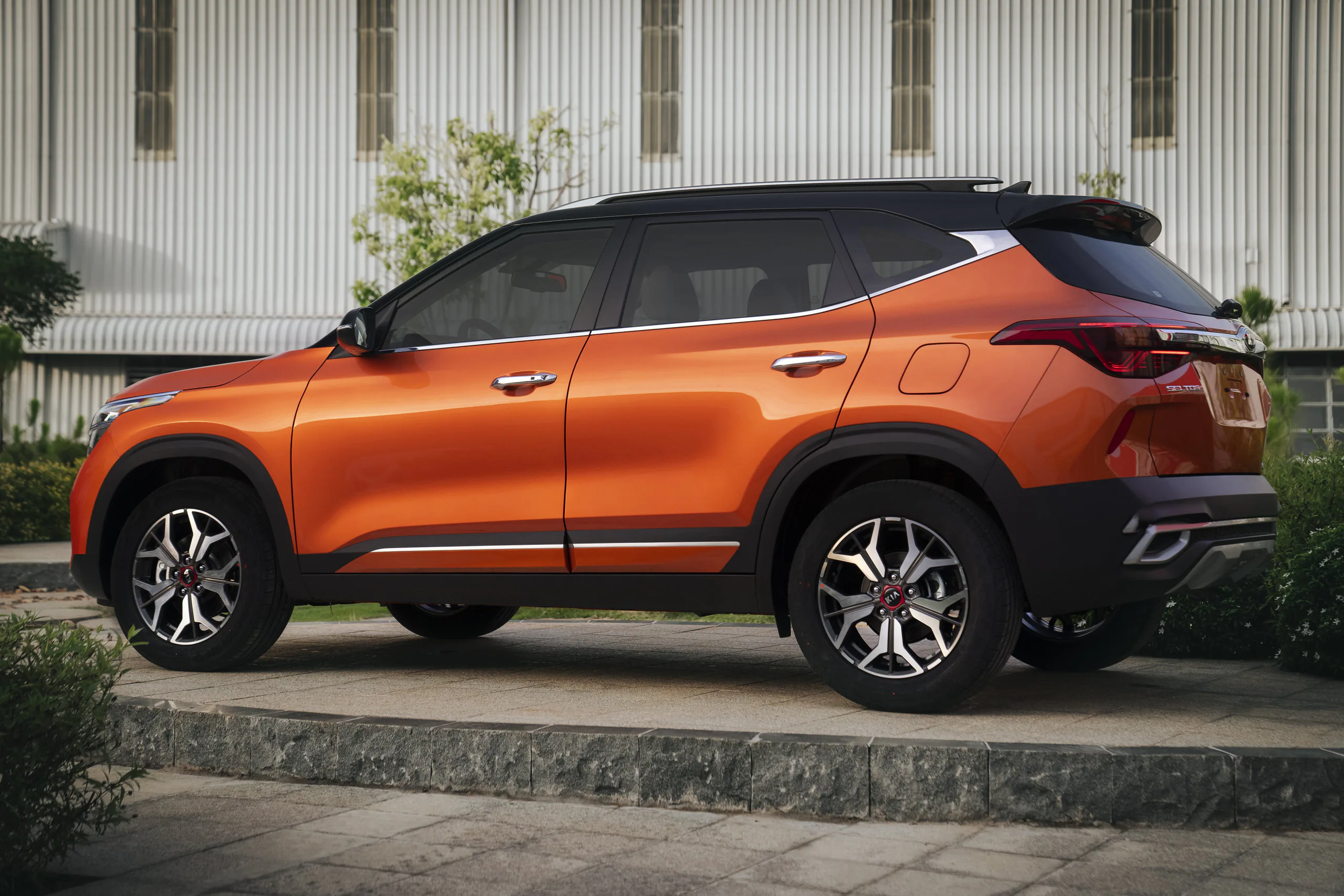 KIA Seltos 2020 ra mắt tại thị trường Việt Nam với giá từ 589 triệu