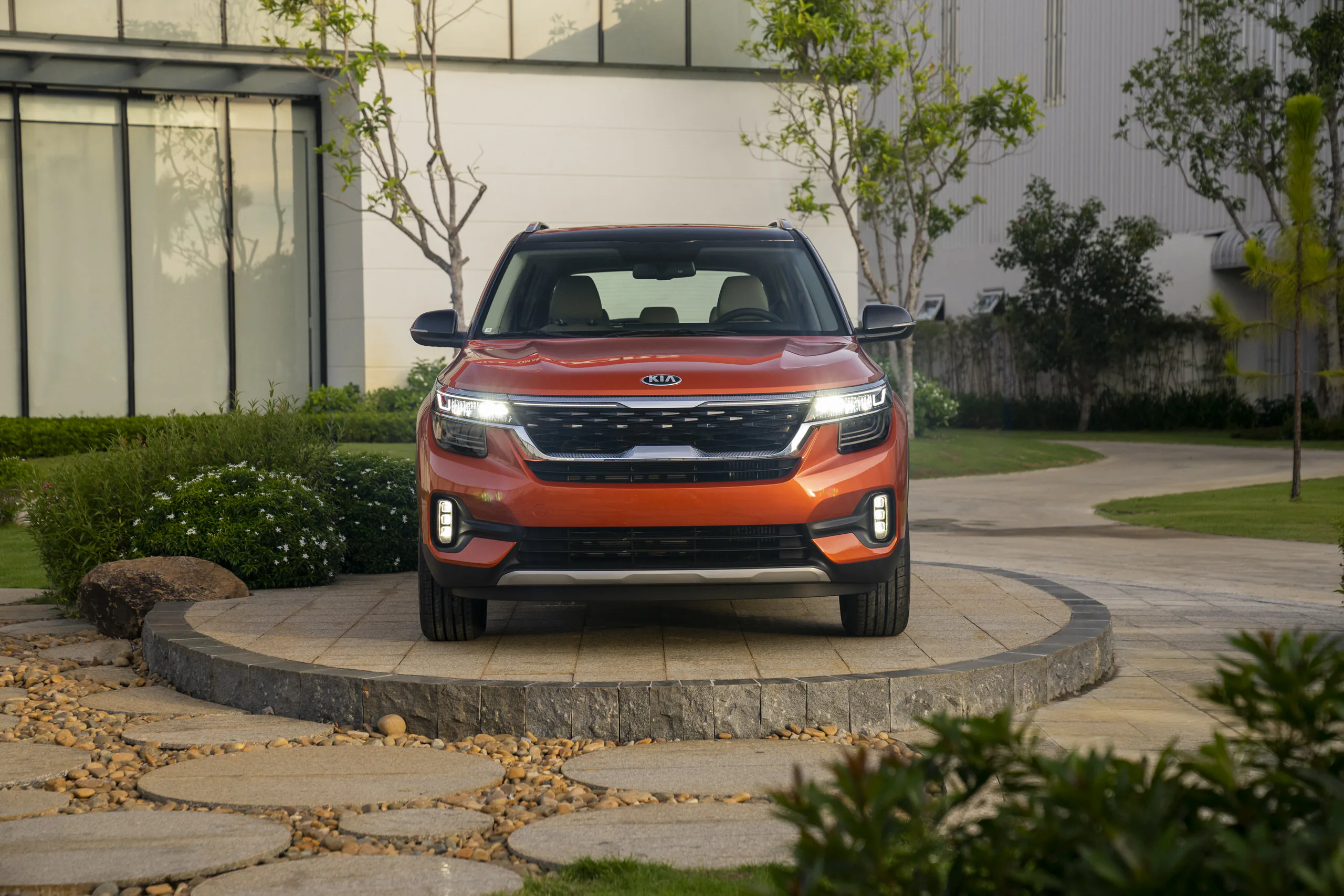 KIA Seltos 2020 ra mắt tại thị trường Việt Nam với giá từ 589 triệu