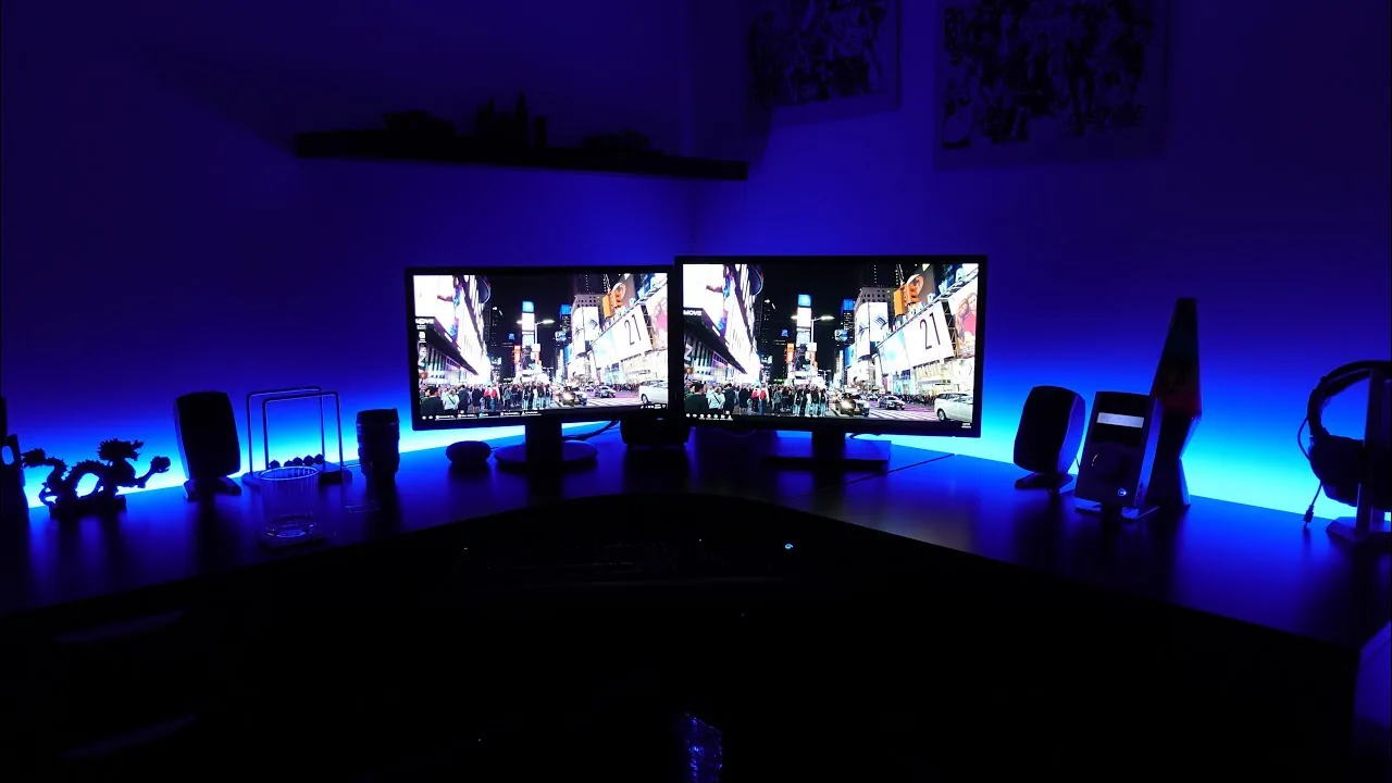 Trên tay bộ sản phẩm dây LED Philips Hue Lightstrip Plus vừa được giới thiệu tại Việt Nam