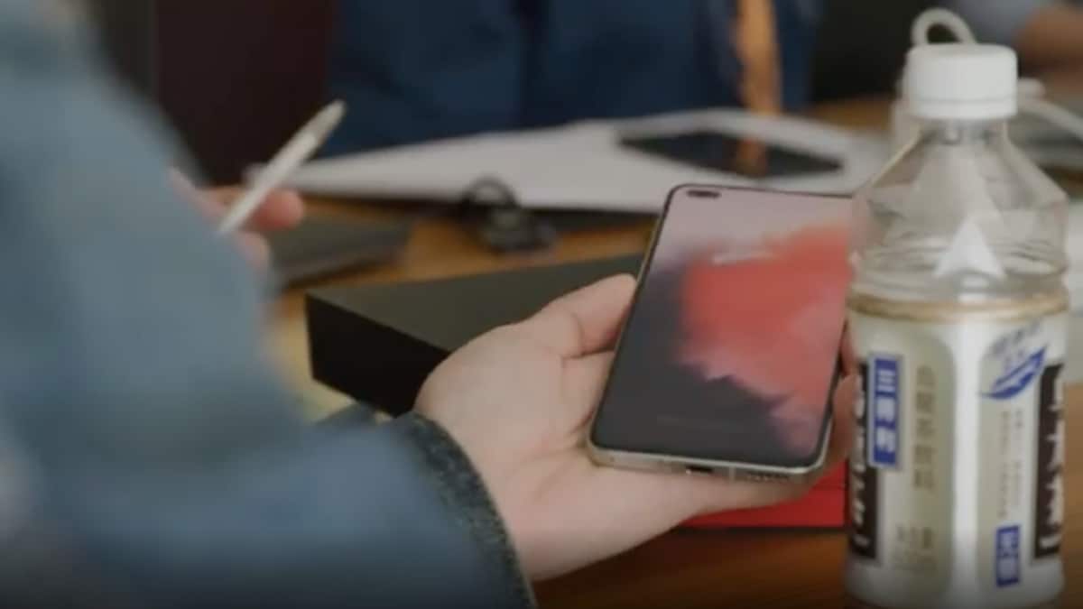 OnePlus Nord sẽ có giá dưới 500 USD và thiết bị nguyên mẫu đã lộ diện trong video