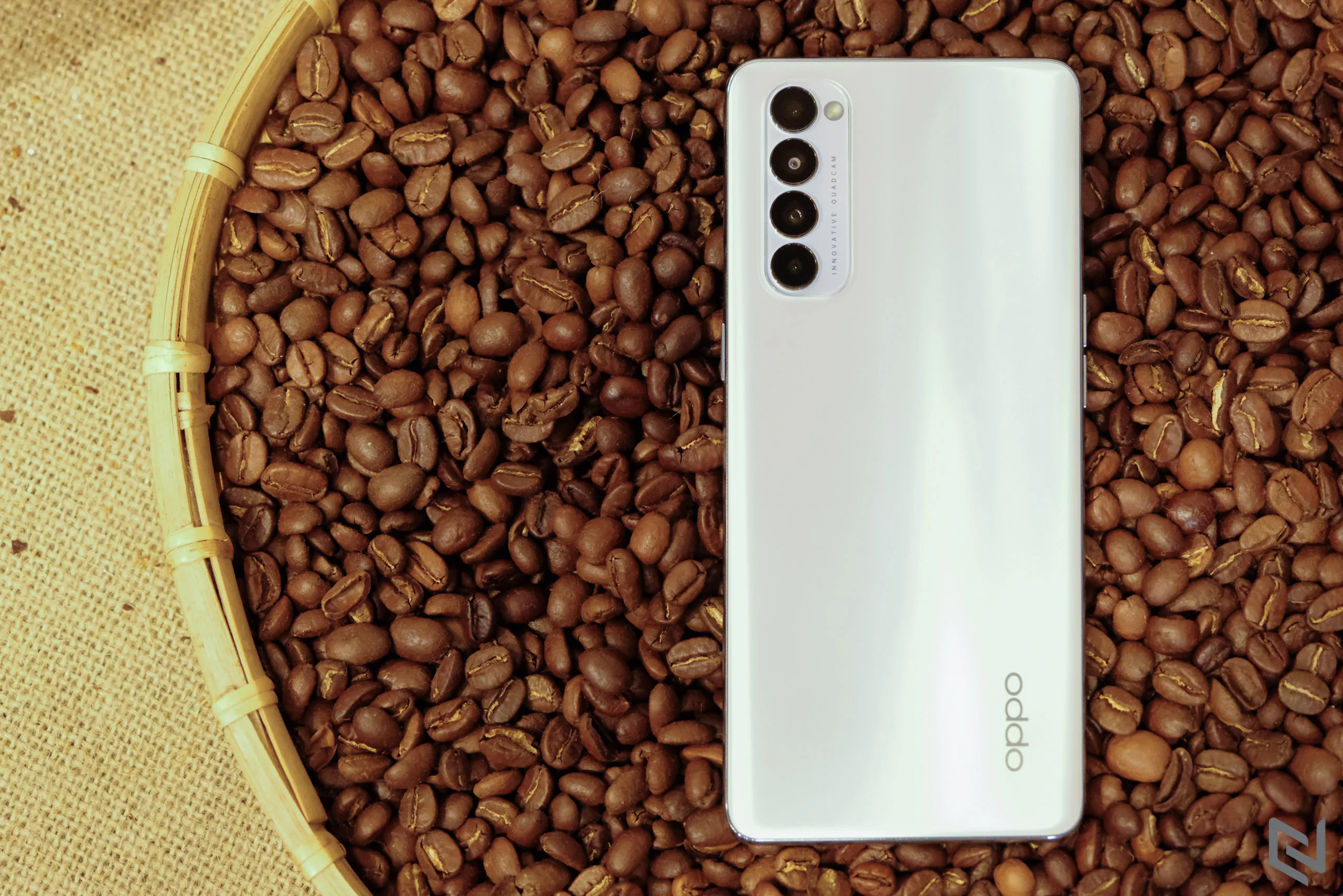 Có nên mua OPPO Reno4 và Reno 4 Pro? Đâu là lựa chọn hợp lý cho bạn
