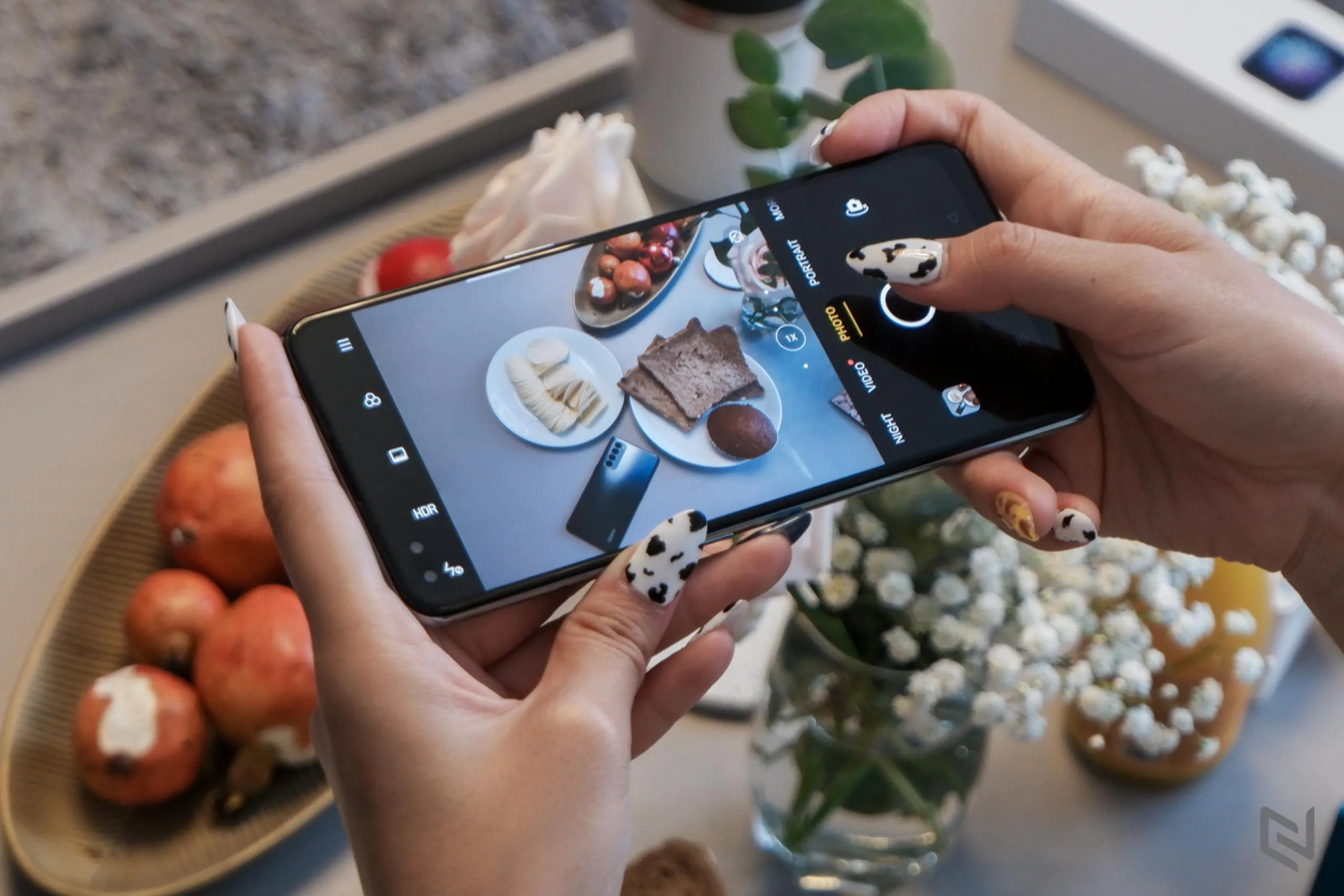 Mở hộp và trên tay OPPO Reno4: Hoàn thiện cao cấp, màu sắc phong cách, camera thông minh cùng hiệu năng mạnh mẽ