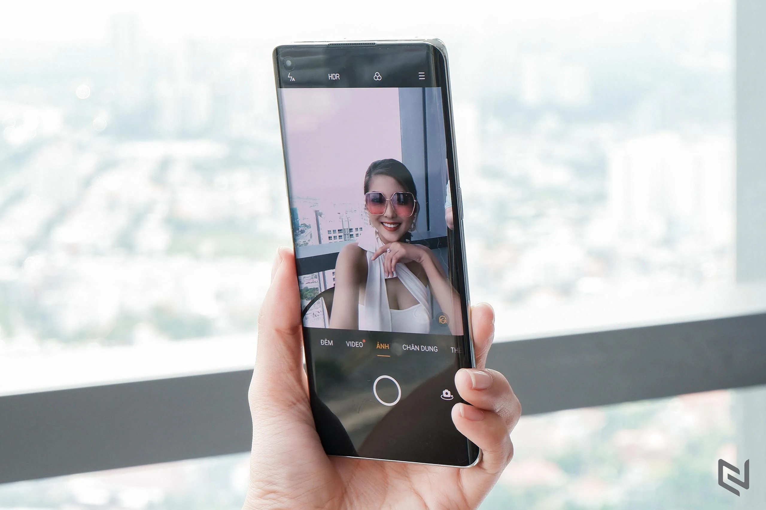 Trên tay OPPO Reno4 Pro tại Việt Nam: 4 camera mạnh mẽ, thiết kế cao cấp, sạc siêu nhanh SuperVOOC 65W