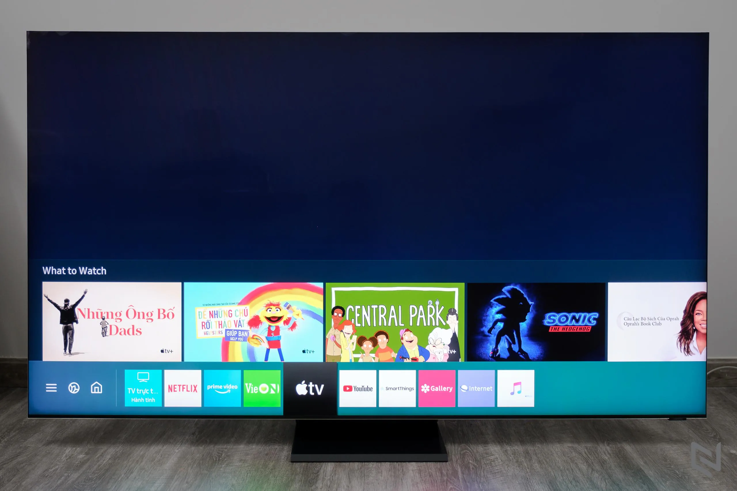 Trải nghiệm Samsung Smart TV 8K QLED 65 inch Q950TS 2020: Màn hình vô cực 8K ấn tượng