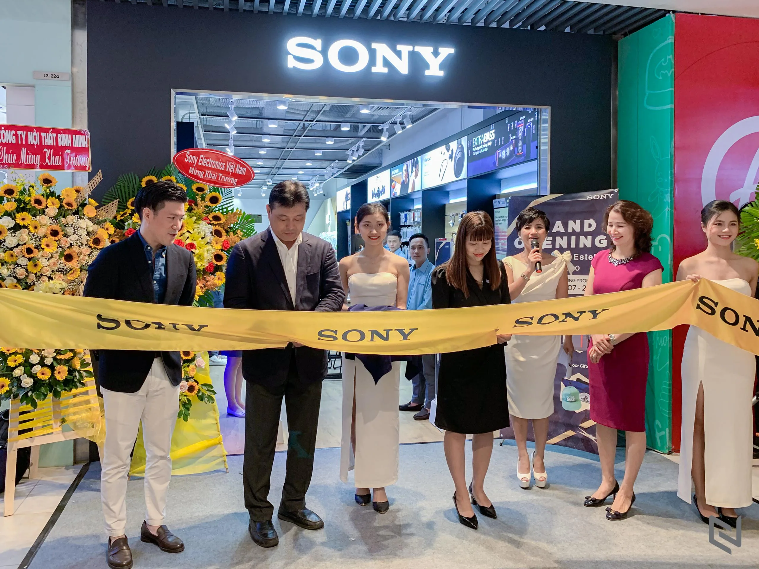 Mua sắm và trải nghiệm công nghệ hình ảnh, âm thanh đỉnh cao tại Sony Center Estella