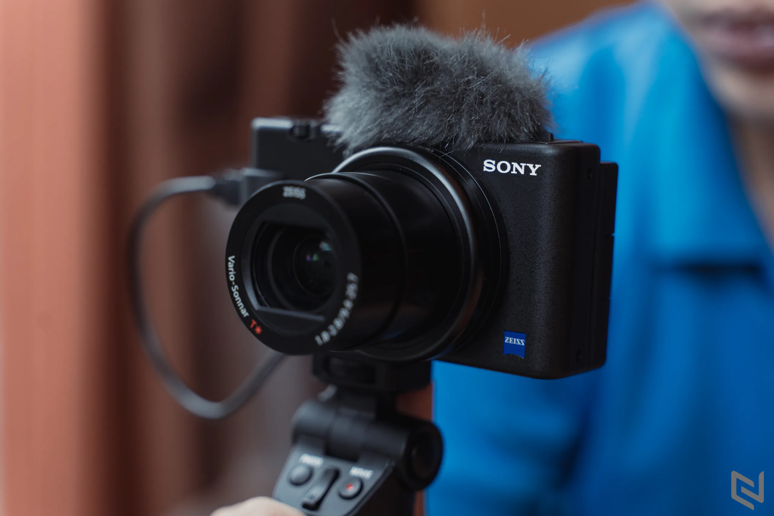 Trên tay Sony ZV-1, máy ảnh dành riêng cho vlogger