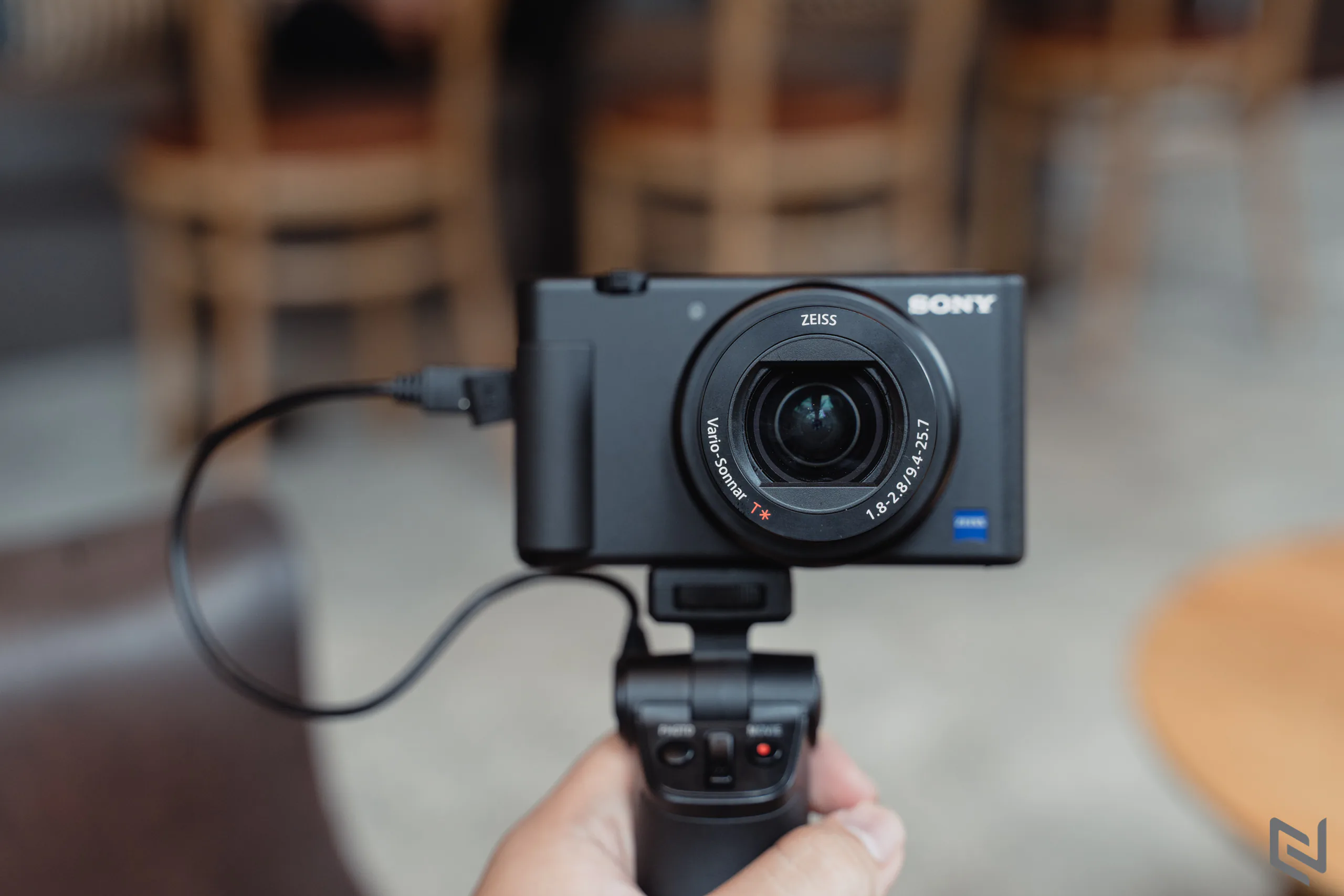 Trên tay Sony ZV-1, máy ảnh dành riêng cho vlogger