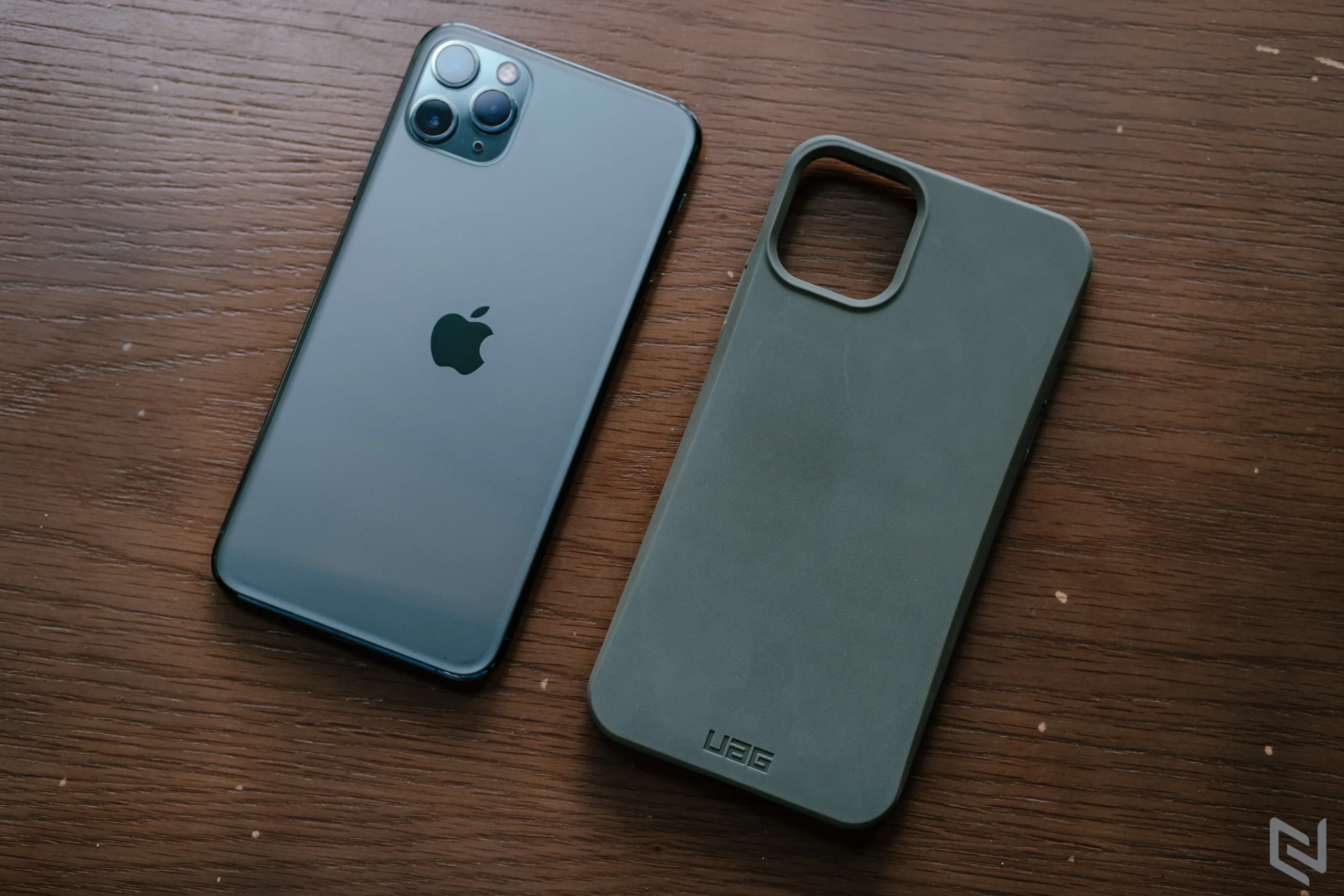 Trên tay UAG Outback Biodegradable cho iPhone, chiếc ốp lưng thân thiện môi trường 100%