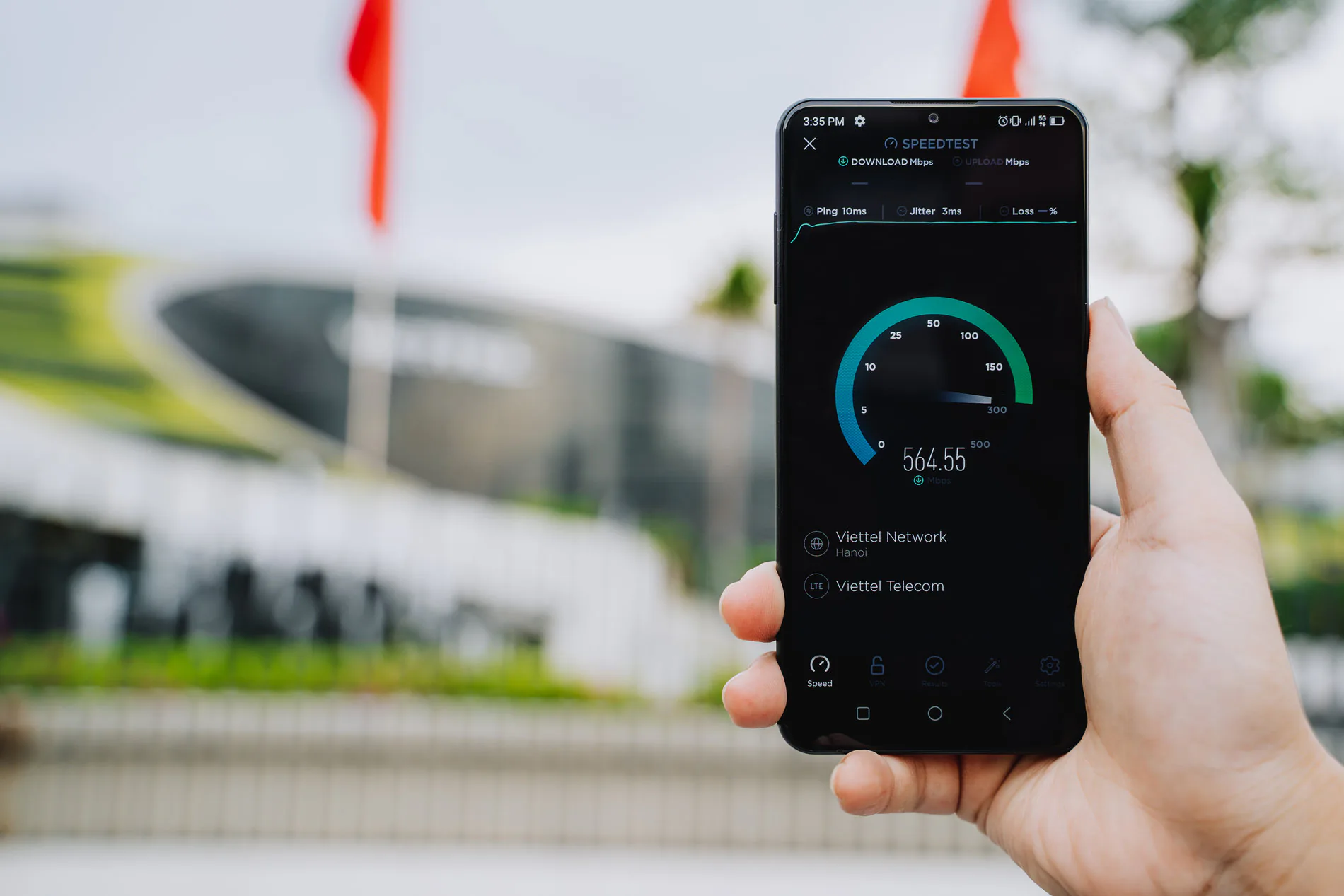 Vinsmart phát triển thành công điện thoại 5G: Tích hợp giải pháp bảo mật sử dụng công nghệ điện toán lượng tử