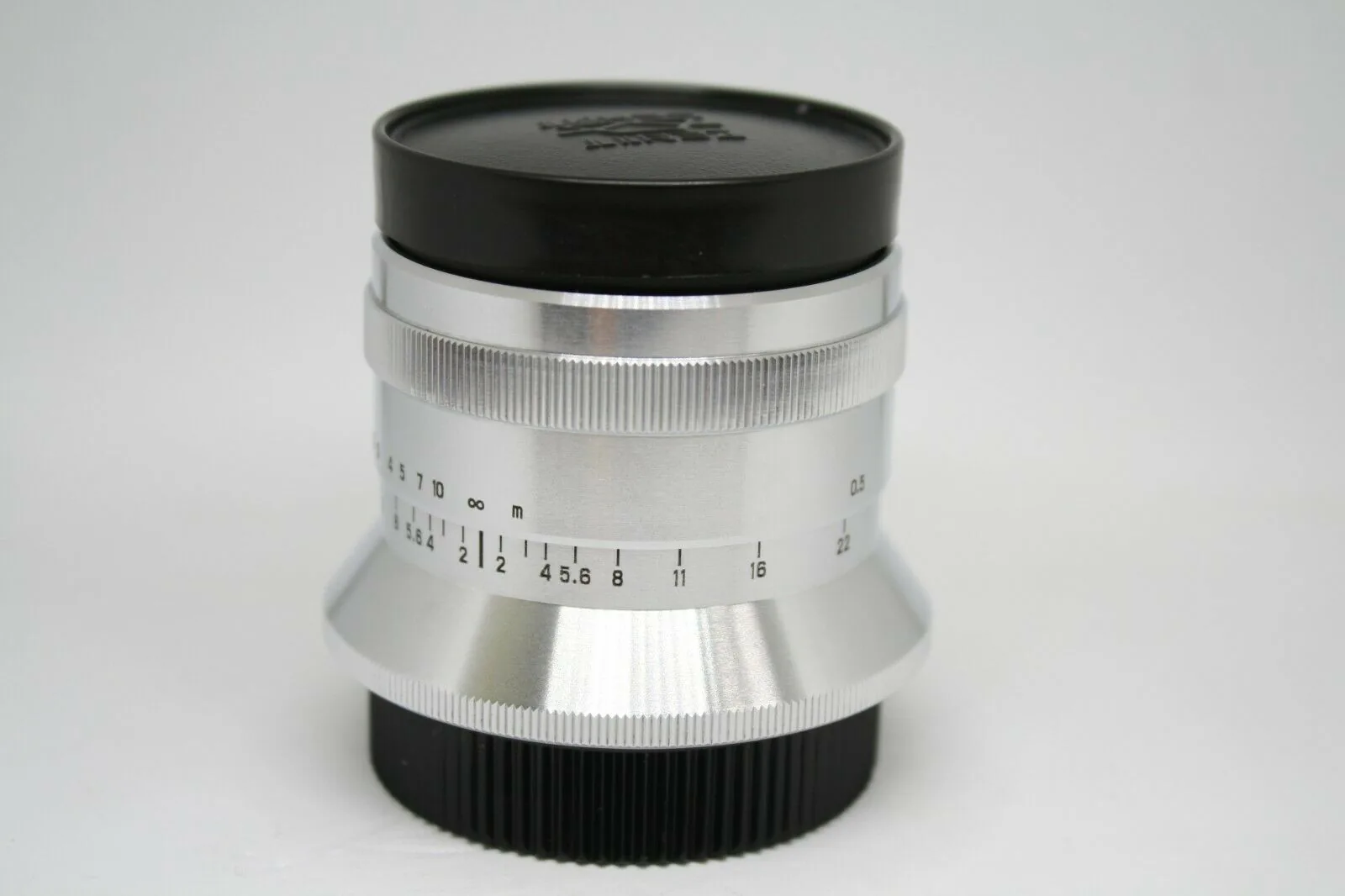 Zenit chính thức ra mắt ống kính Zenitar 35mm F2 mới cho Sony ngàm E