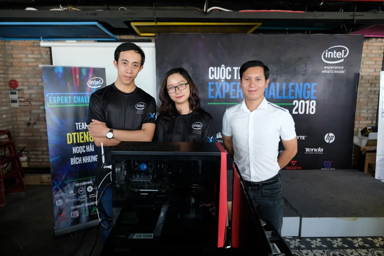 Expert Challenge - Ai là thí sinh vượt trội nhất ở mùa trước?